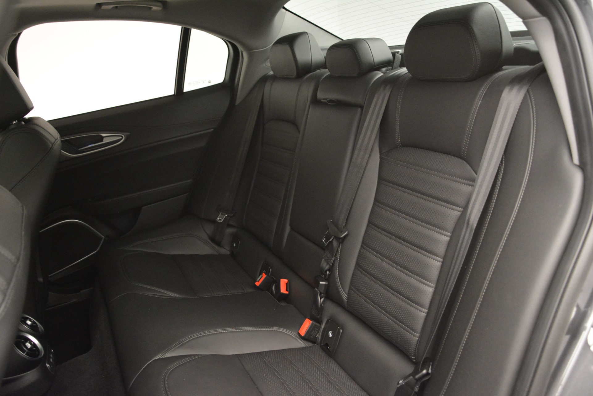 New-2019-Alfa-Romeo-Giulia-Ti-Sport-Q4