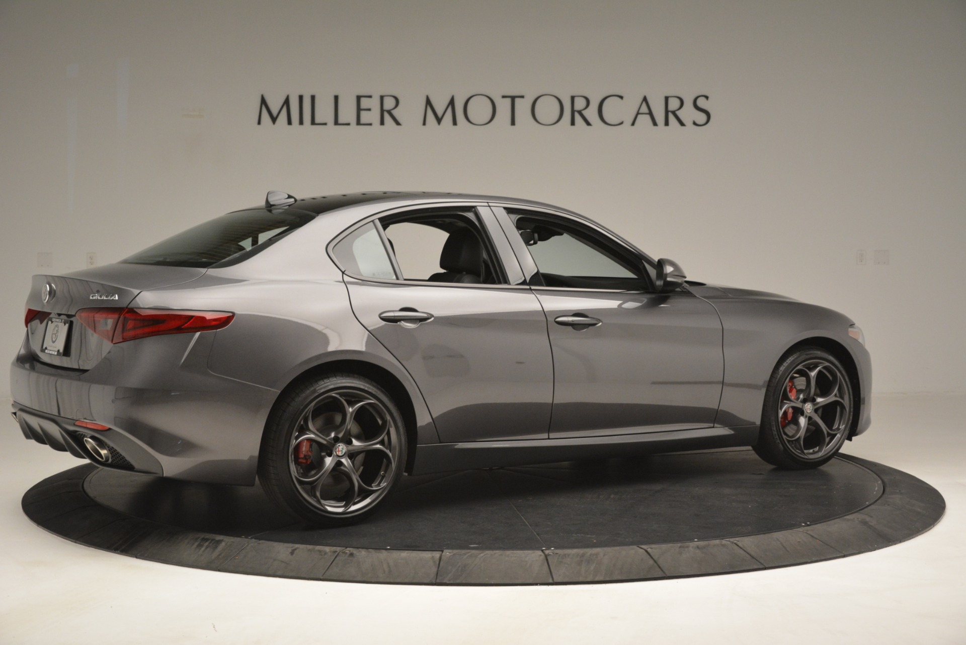 New-2019-Alfa-Romeo-Giulia-Ti-Sport-Q4