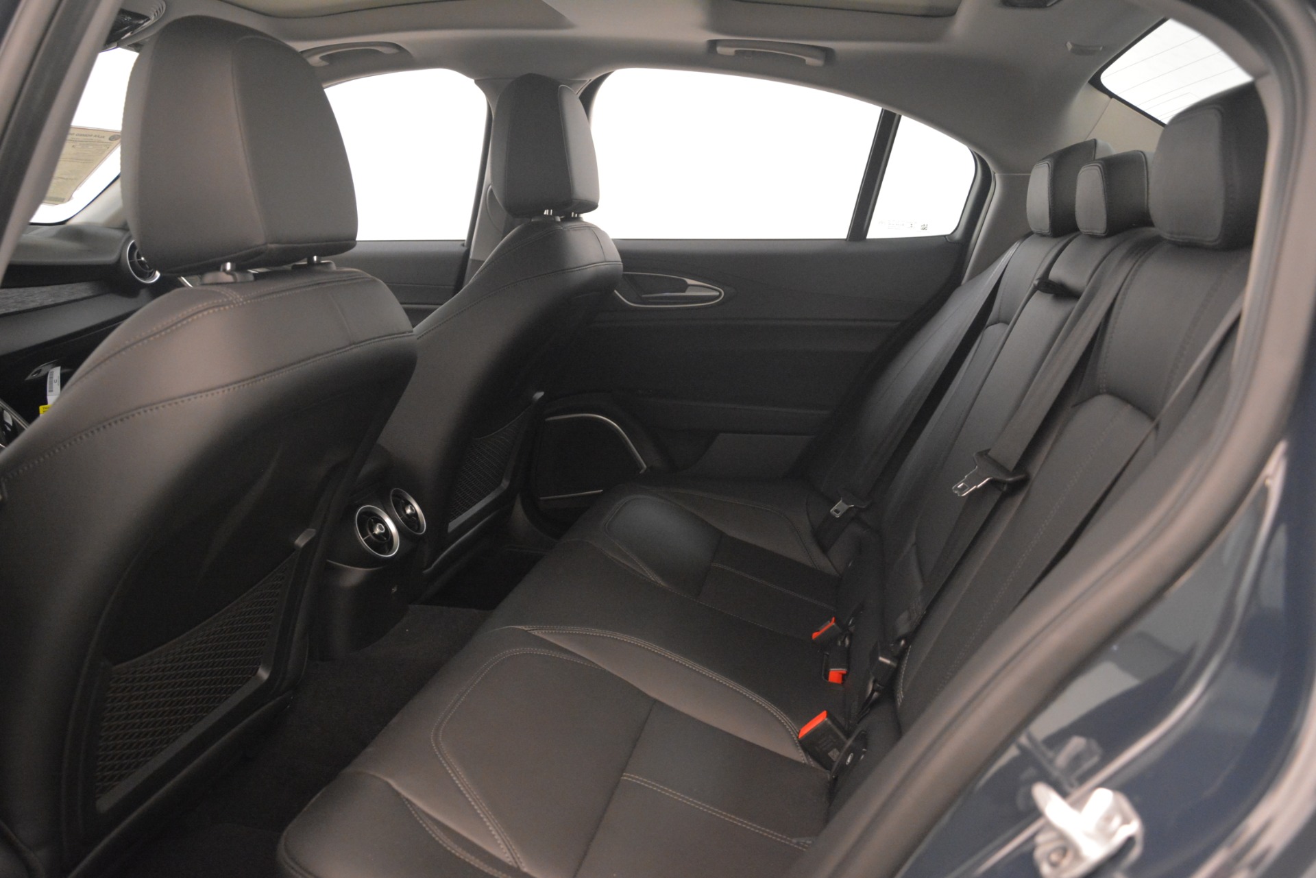 New-2019-Alfa-Romeo-Giulia-Ti-Sport-Q4