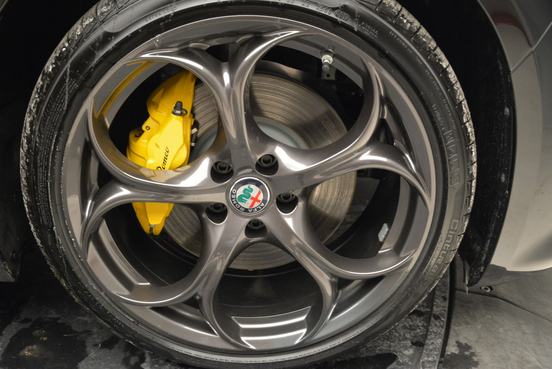 New-2019-Alfa-Romeo-Giulia-Ti-Sport-Q4