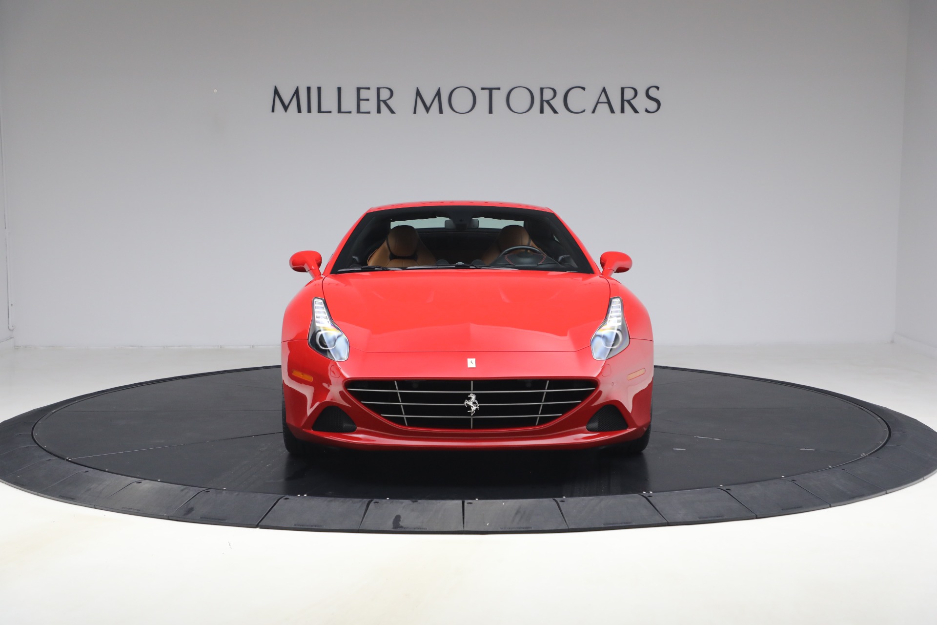 Used-2016-Ferrari-California-T-Handling-Speciale