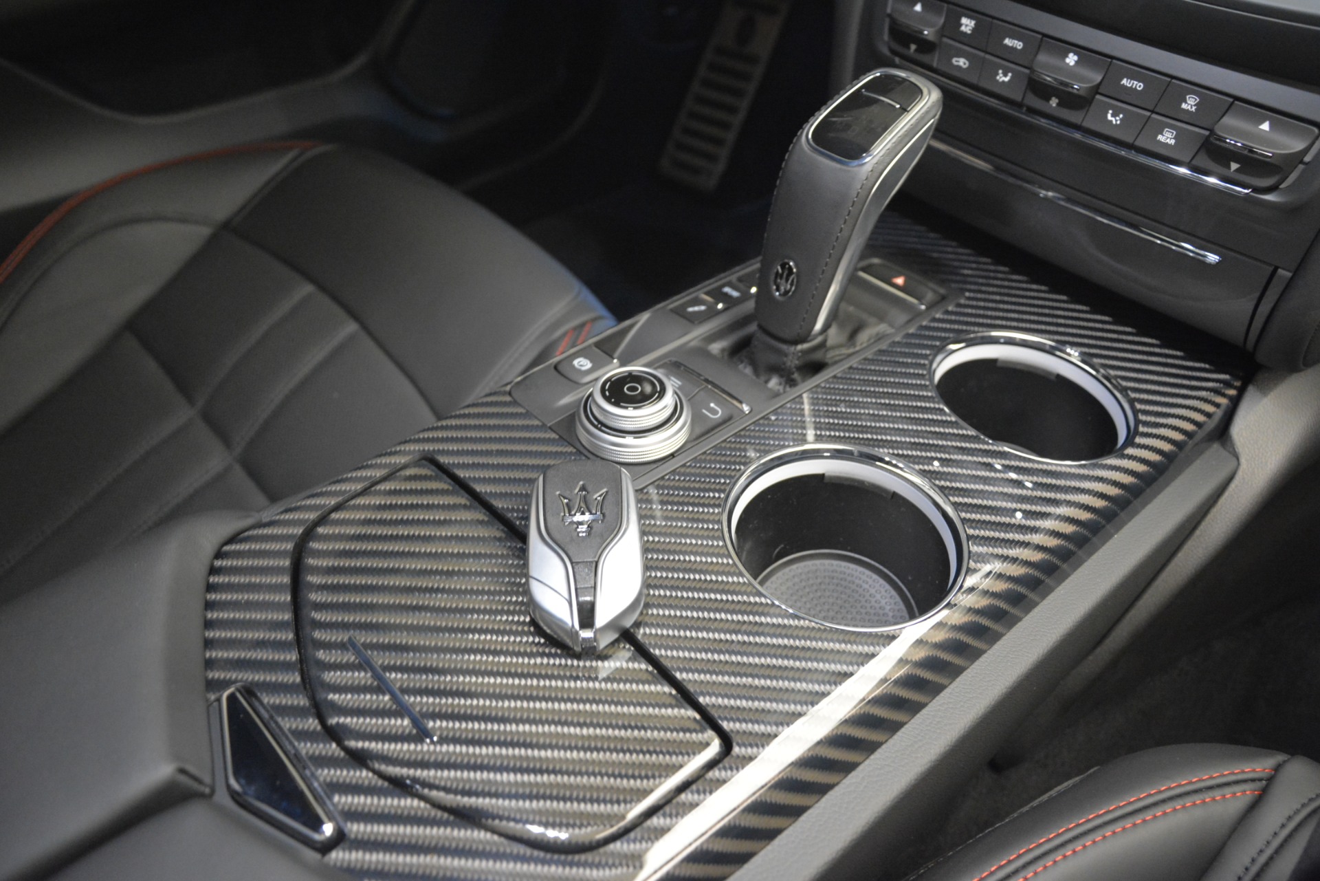 New-2019-Maserati-Ghibli-S-Q4-GranSport