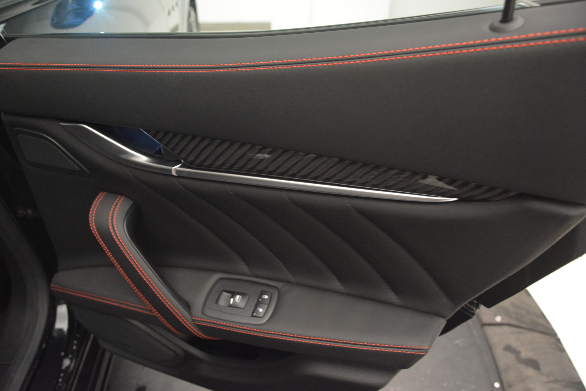 New-2019-Maserati-Ghibli-S-Q4-GranSport