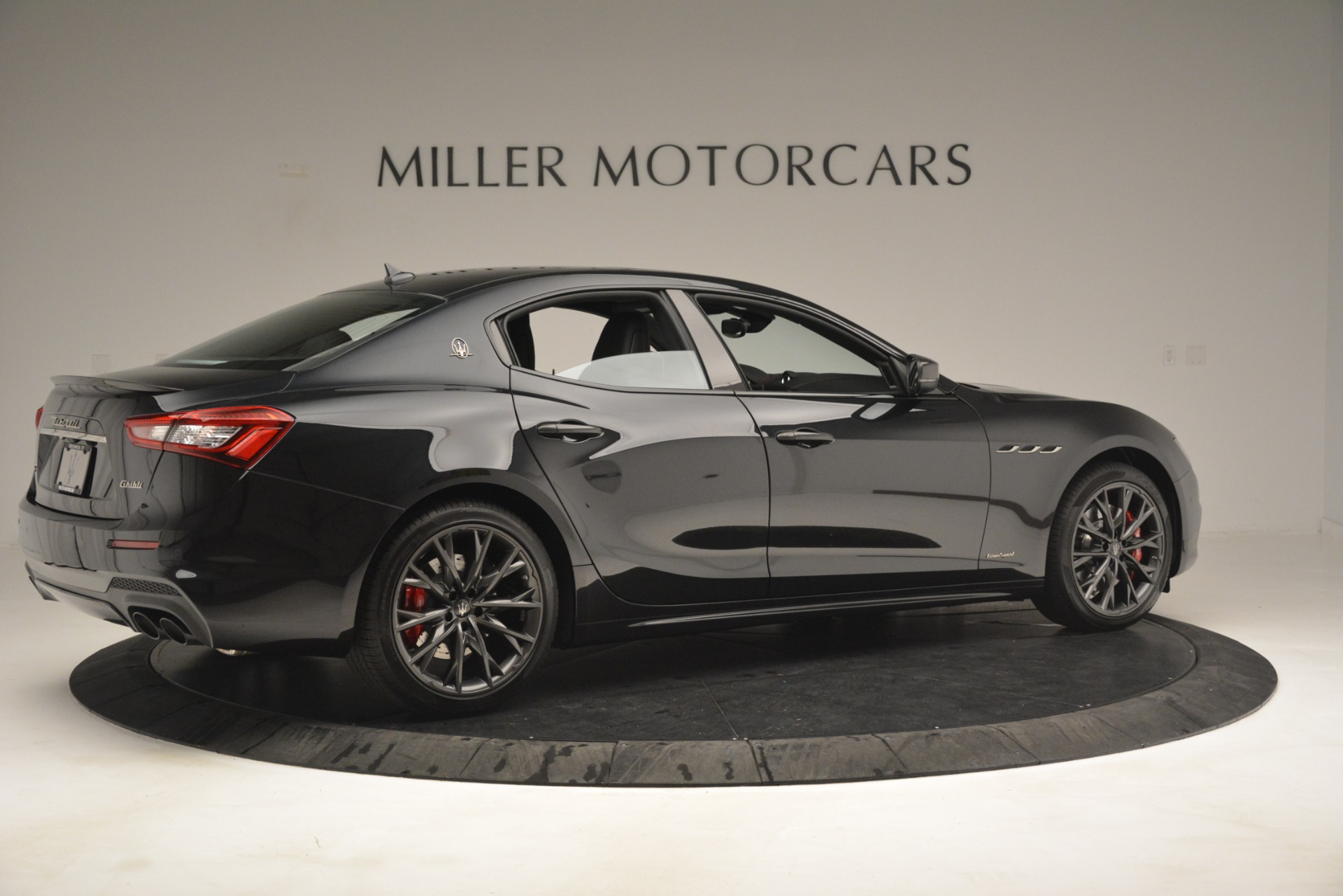 New-2019-Maserati-Ghibli-S-Q4-GranSport