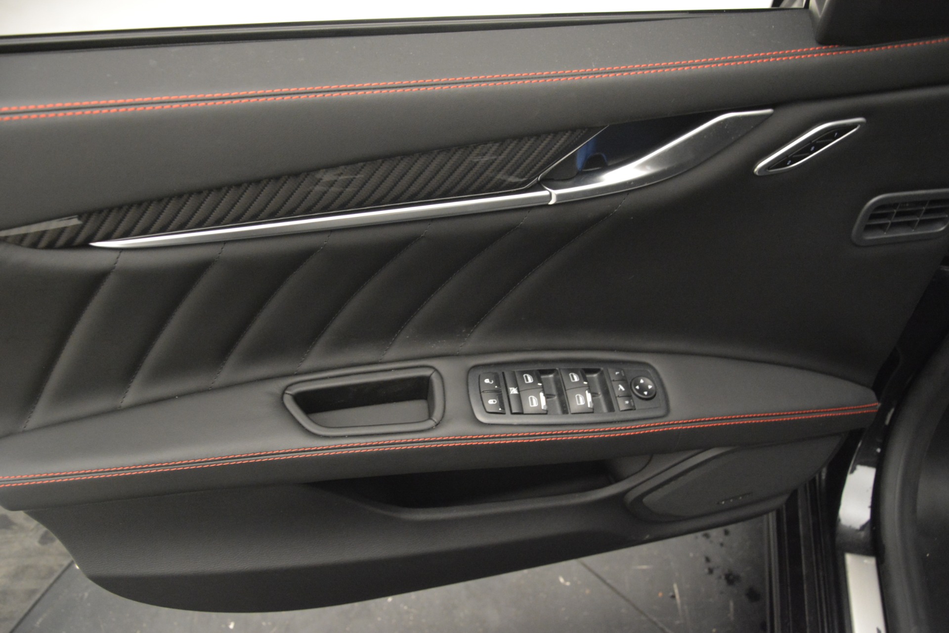 New-2019-Maserati-Ghibli-S-Q4-GranSport