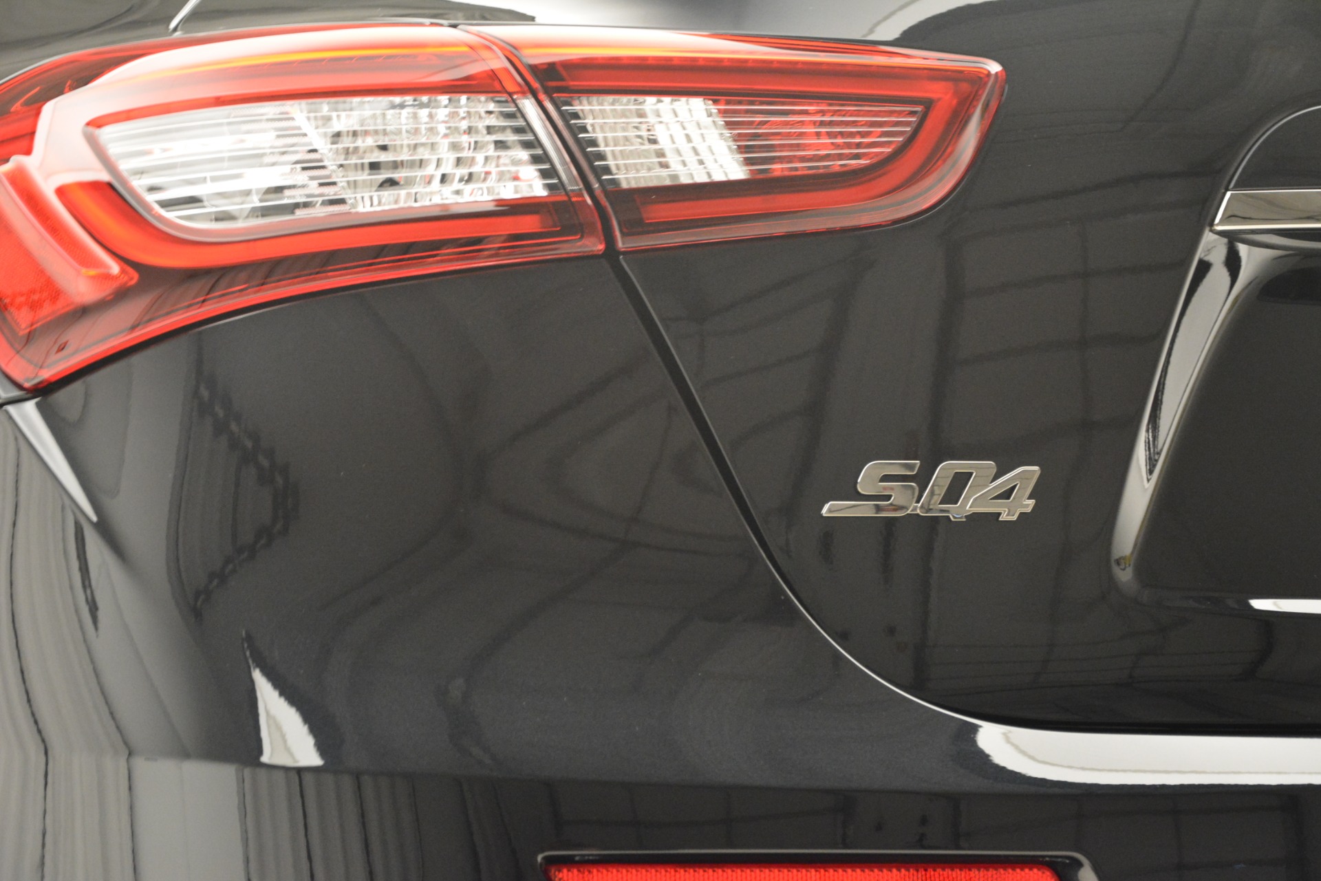 New-2019-Maserati-Ghibli-S-Q4-GranSport