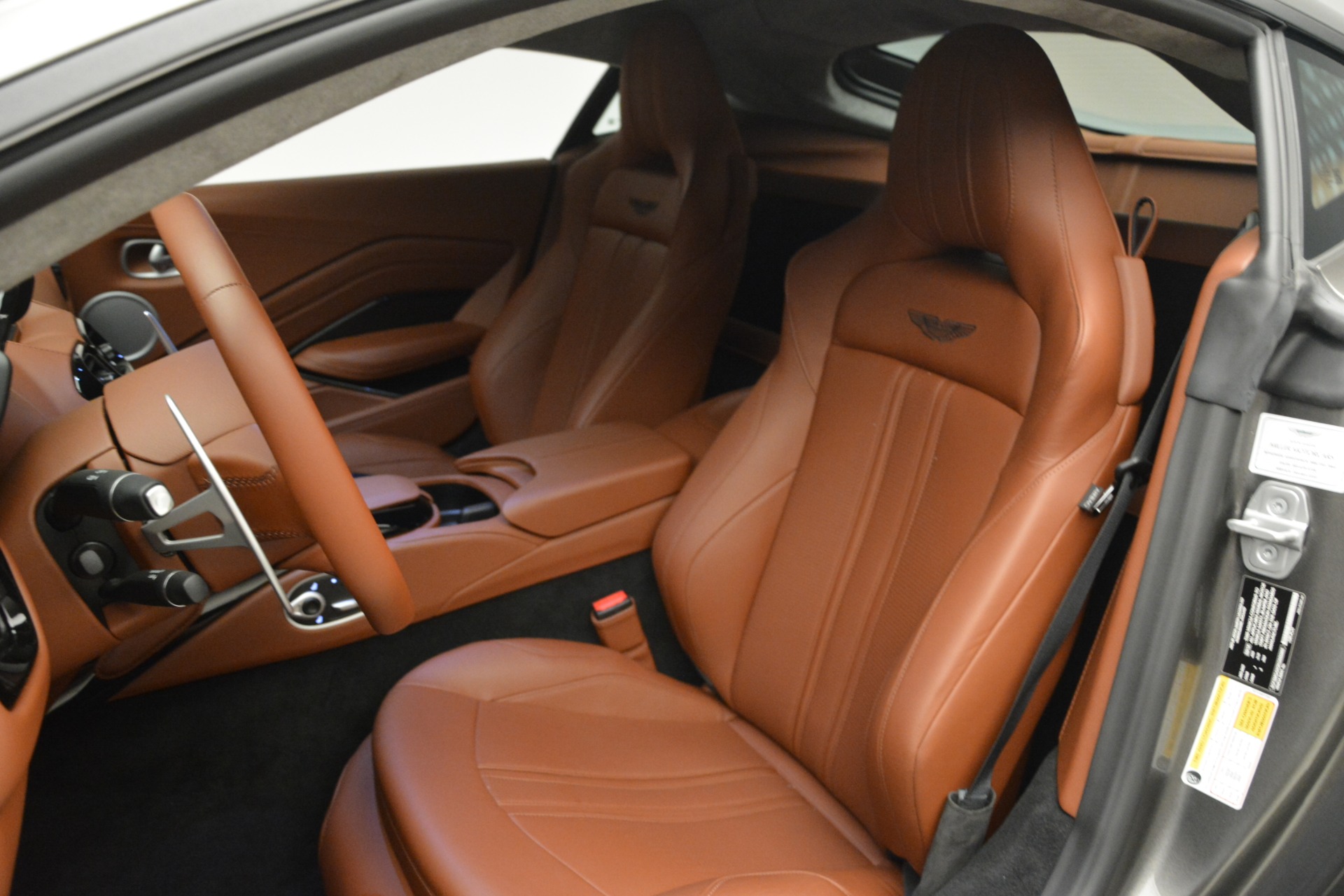 Used-2019-Aston-Martin-Vantage