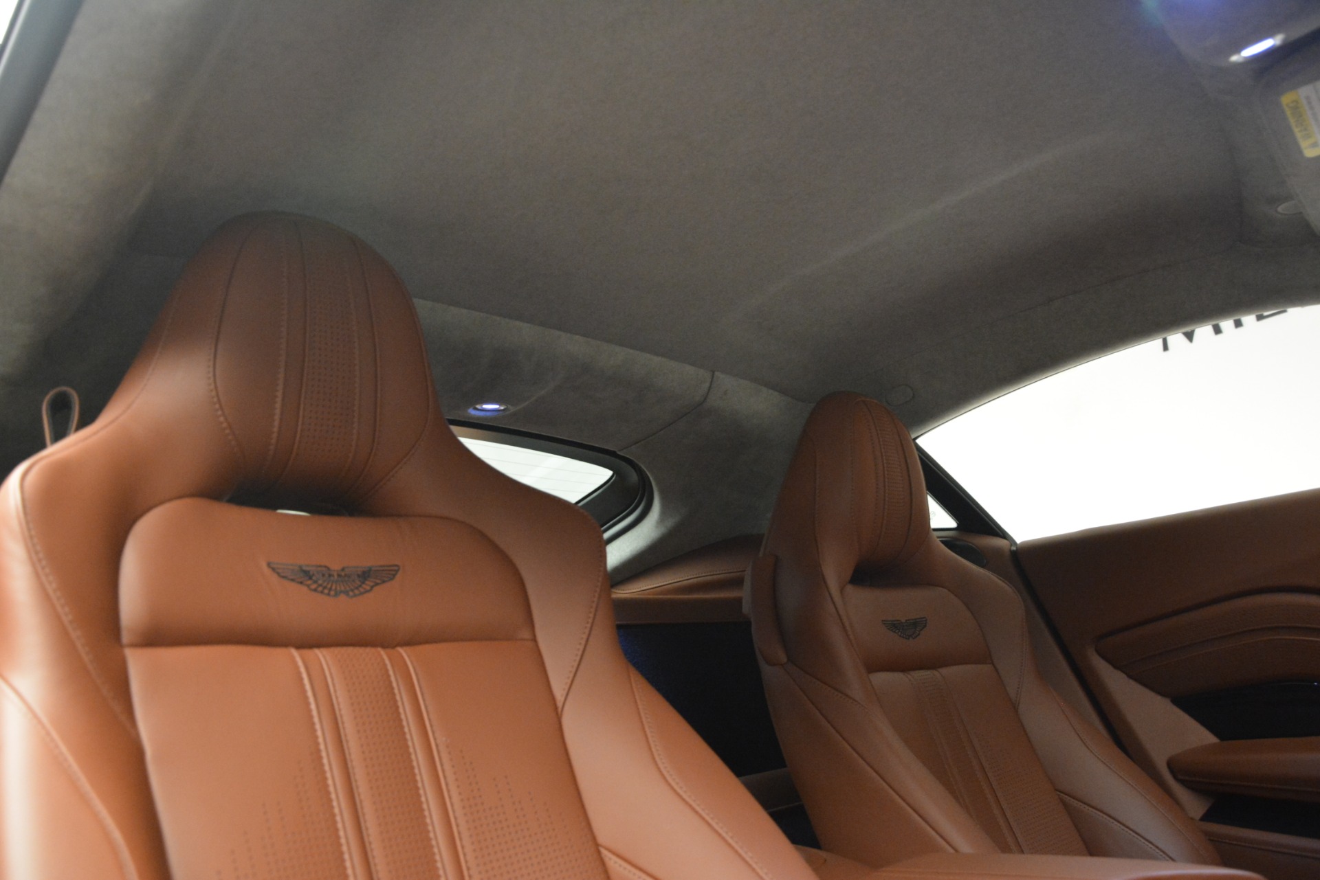 Used-2019-Aston-Martin-Vantage