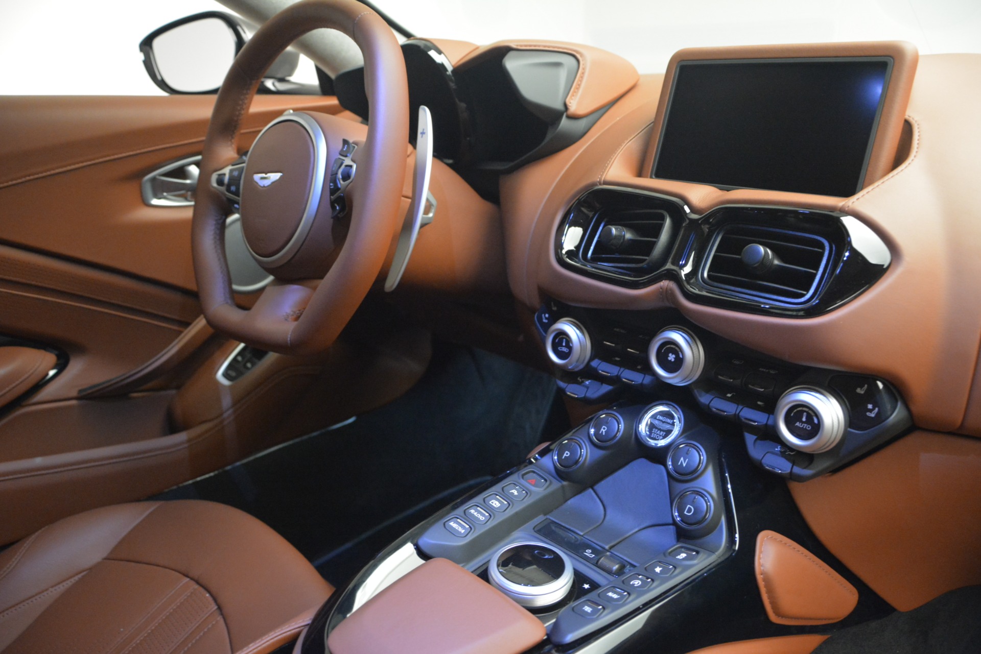 Used-2019-Aston-Martin-Vantage