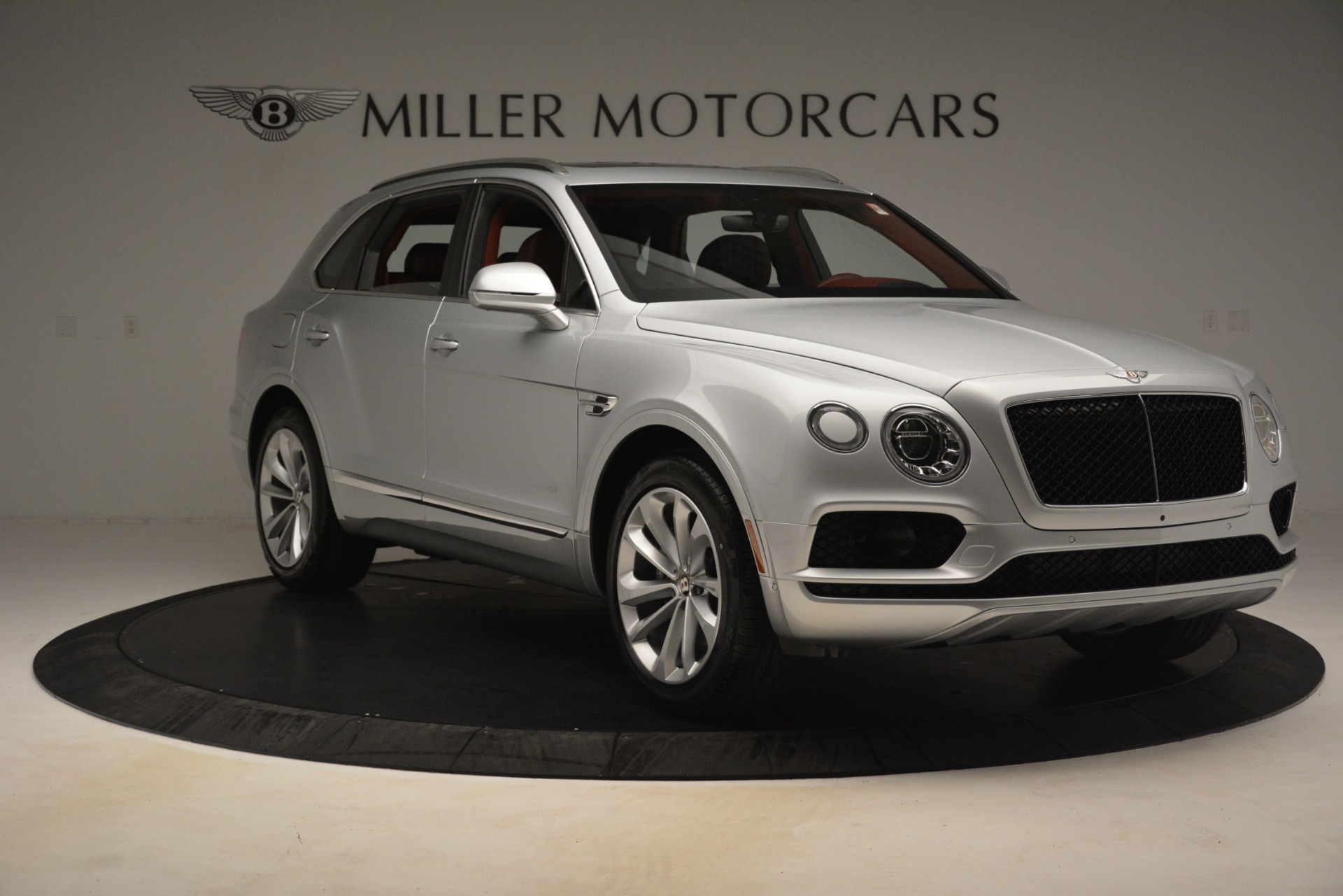 New-2019-Bentley-Bentayga-V8
