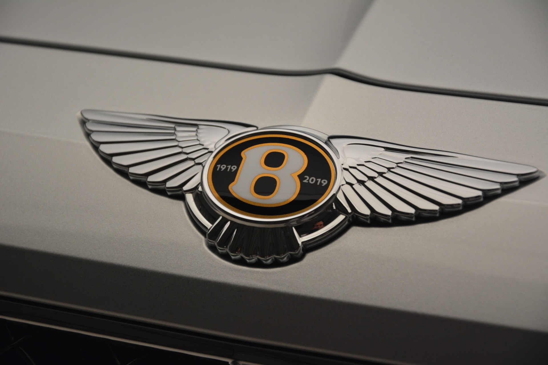 New-2019-Bentley-Bentayga-V8