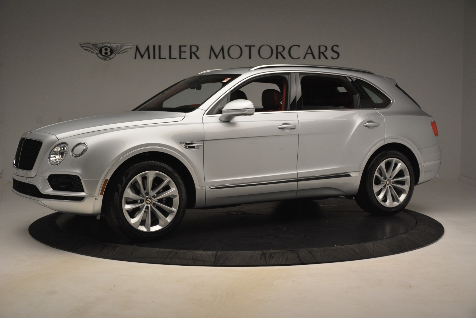 New-2019-Bentley-Bentayga-V8