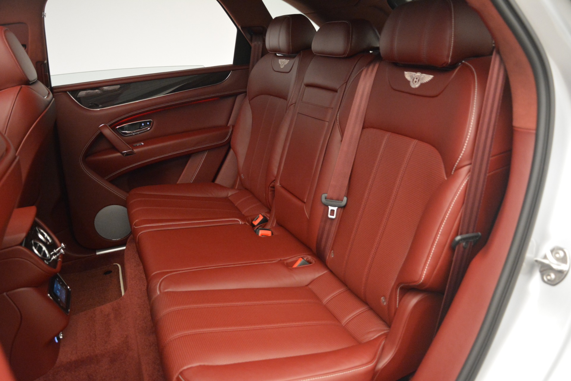 New-2019-Bentley-Bentayga-V8