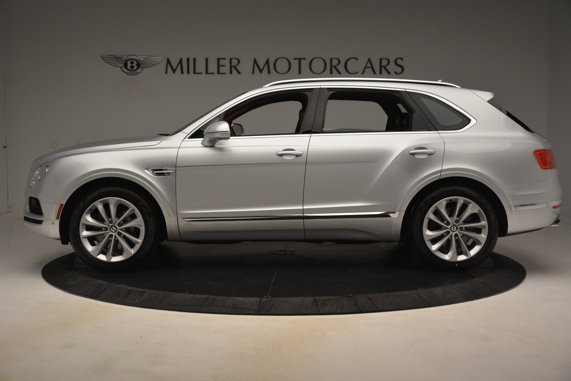 New-2019-Bentley-Bentayga-V8