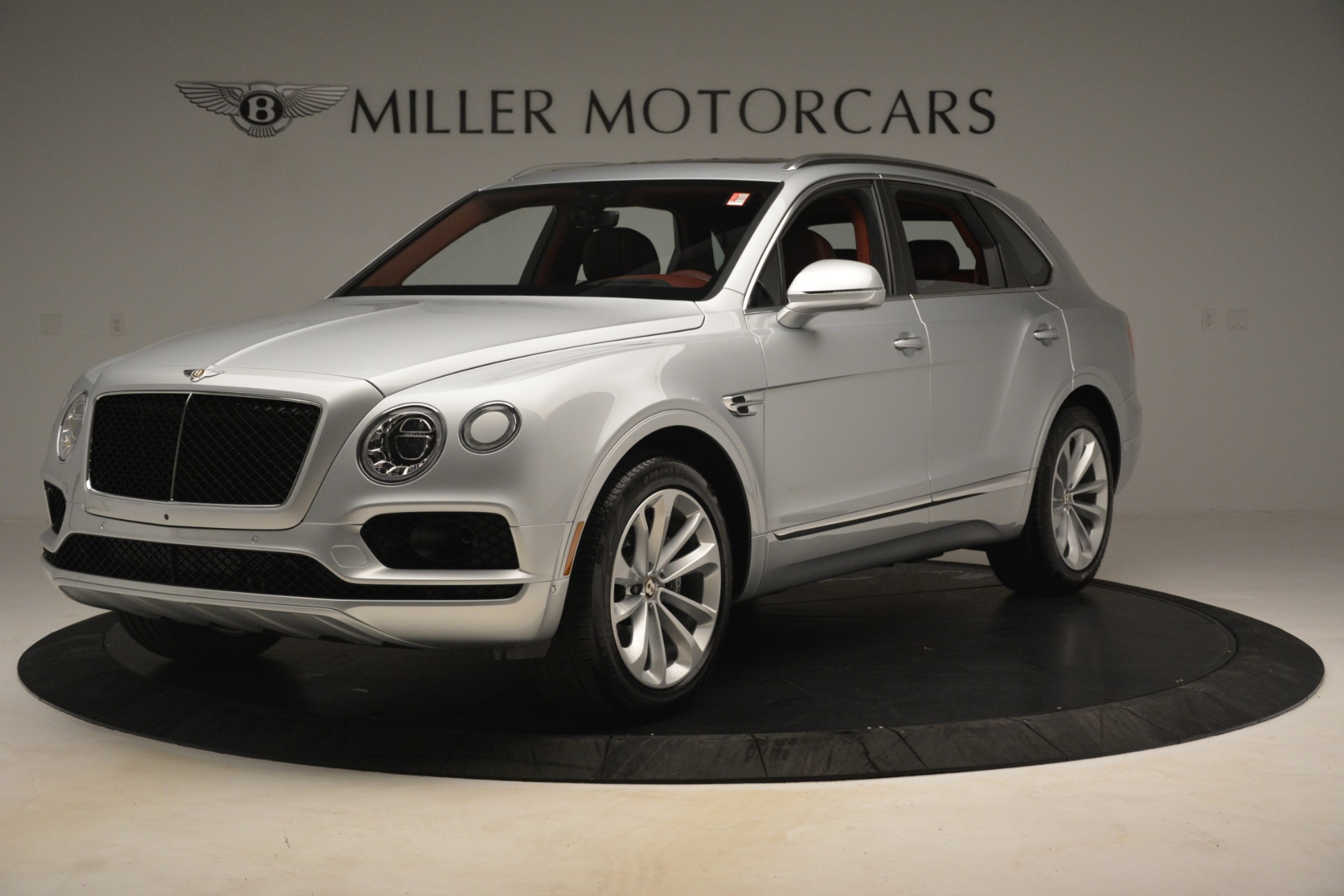 New-2019-Bentley-Bentayga-V8