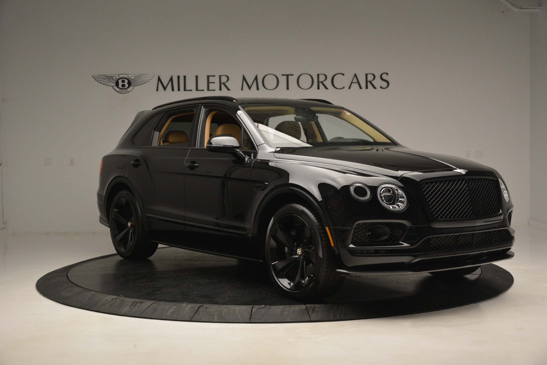New-2019-Bentley-Bentayga-V8