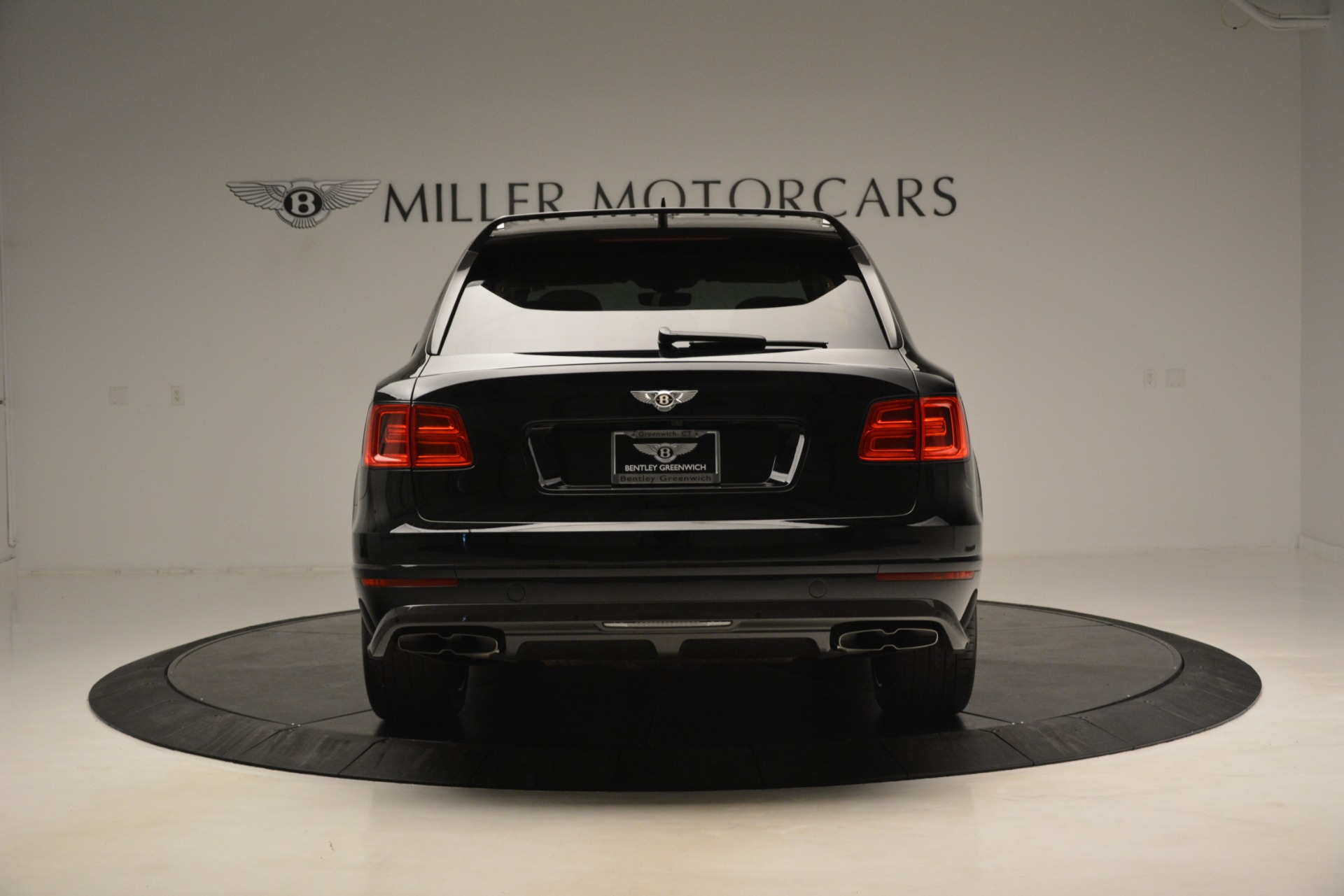 New-2019-Bentley-Bentayga-V8