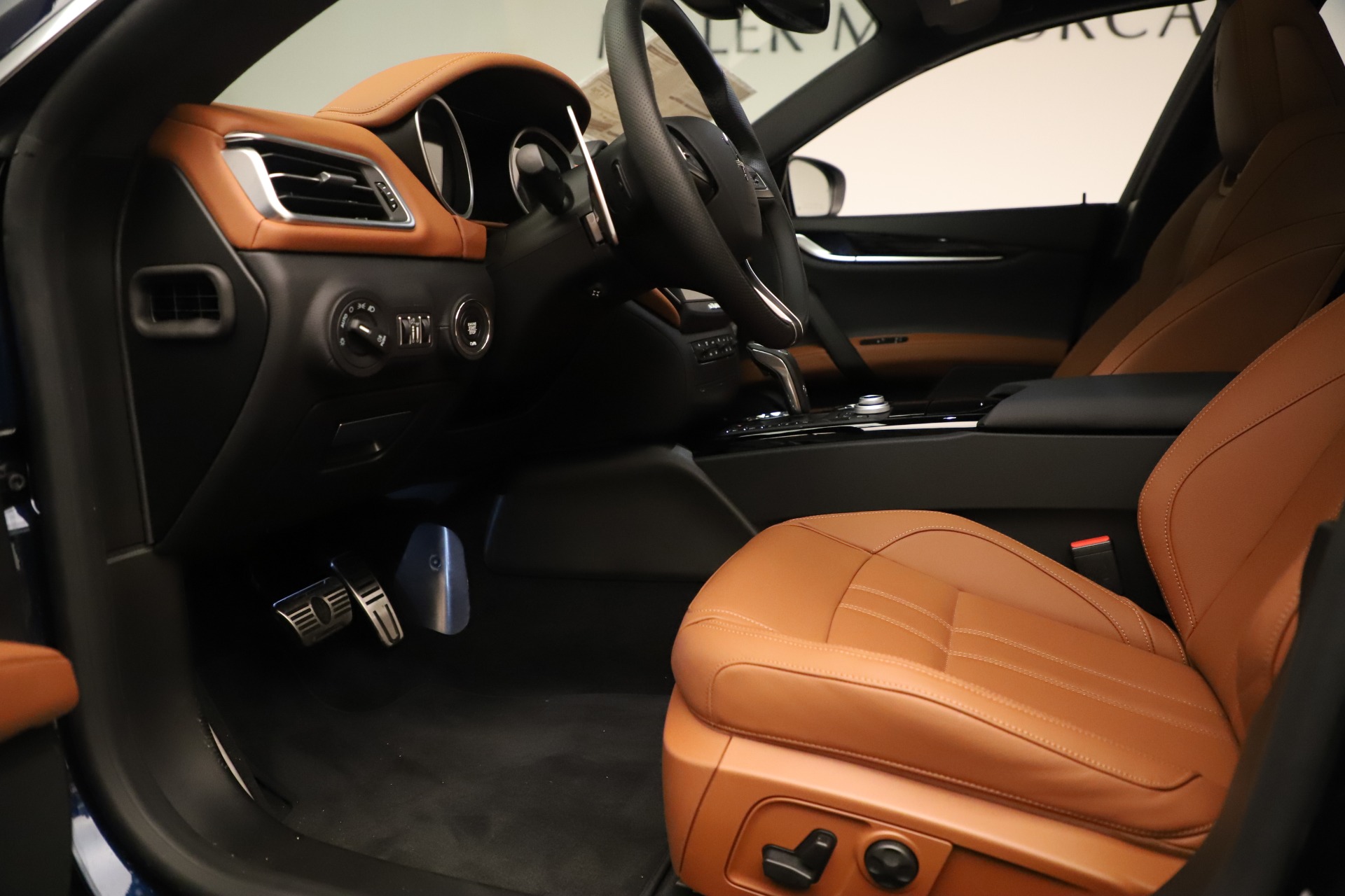 New-2019-Maserati-Ghibli-S-Q4-GranSport