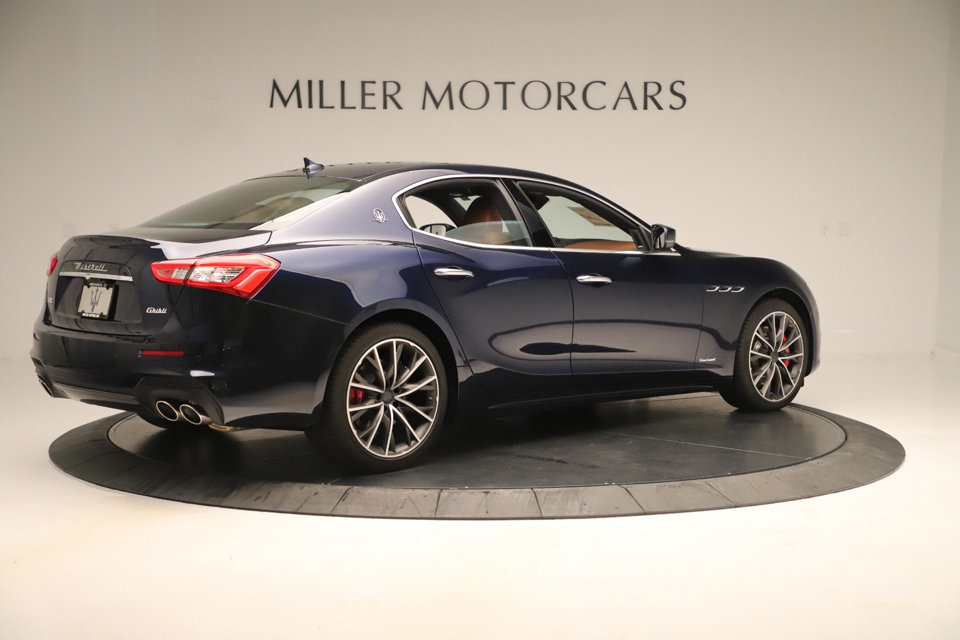 New-2019-Maserati-Ghibli-S-Q4-GranSport