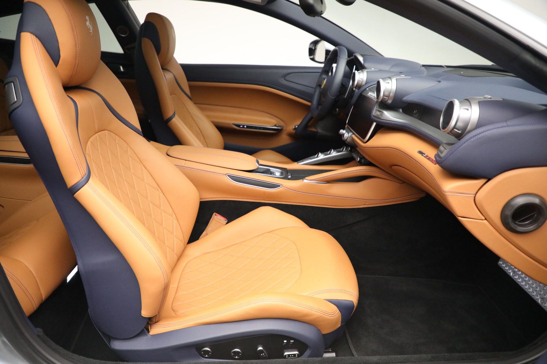 Used-2018-Ferrari-GTC4Lusso