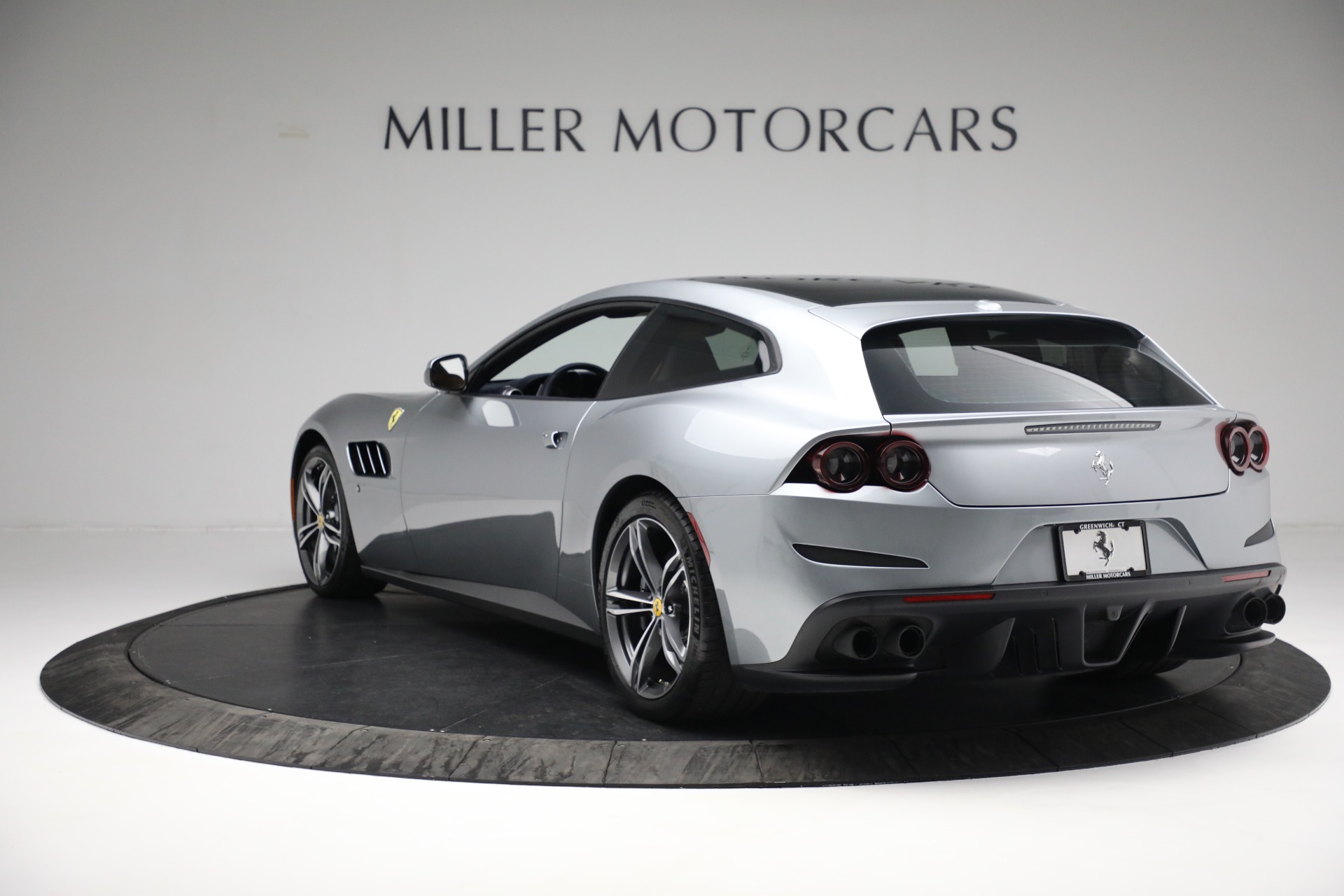 Used-2018-Ferrari-GTC4Lusso
