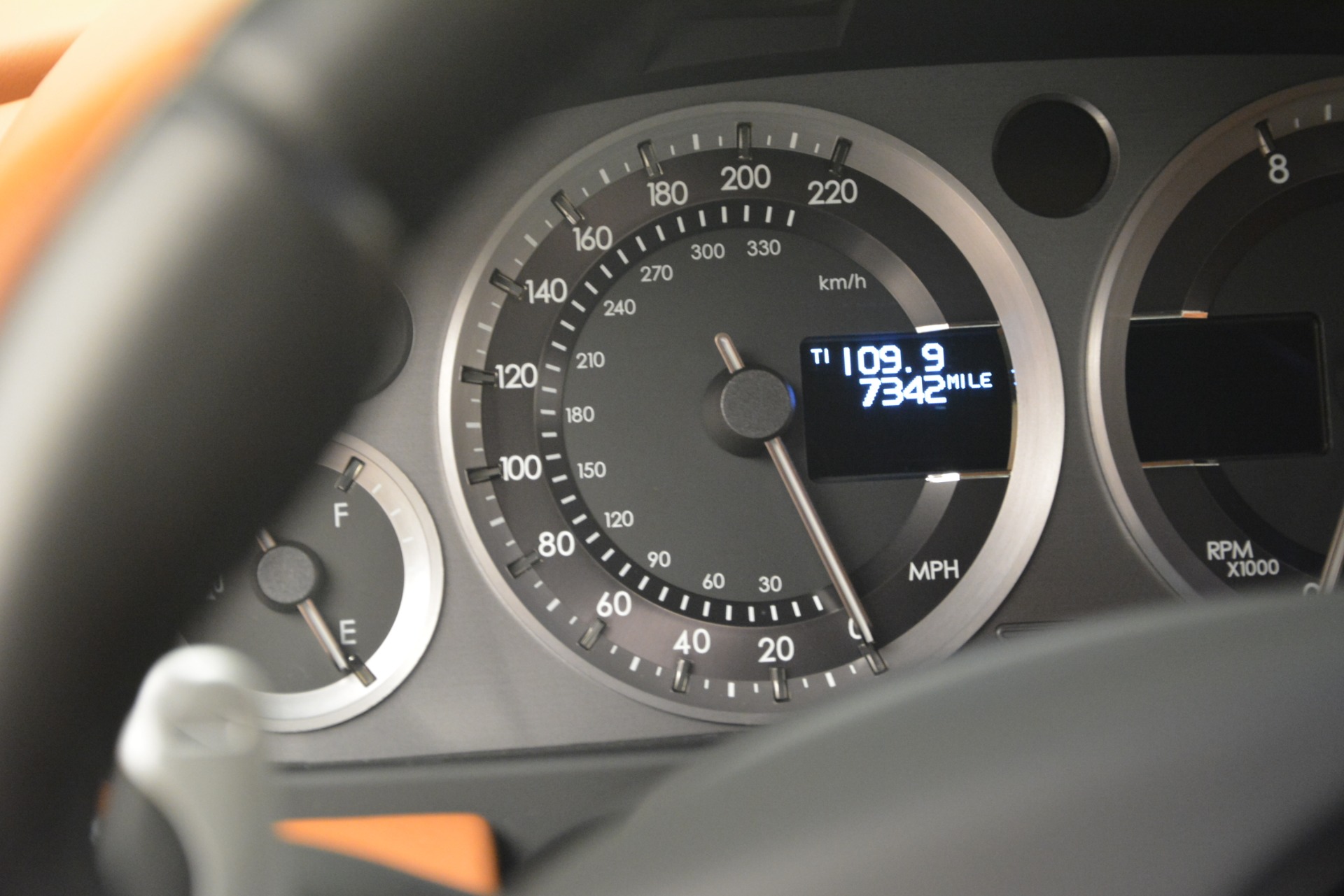 Used-2012-Aston-Martin-V8-Vantage-S-Coupe