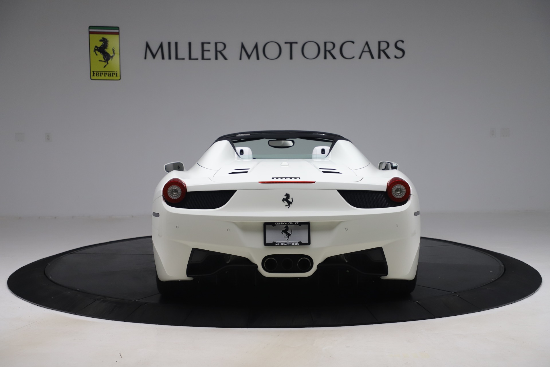 Used-2015-Ferrari-458-Spider