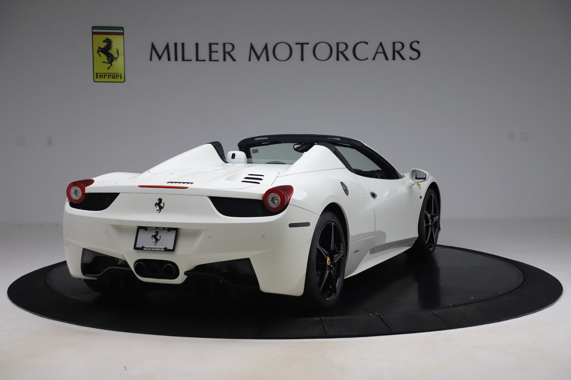 Used-2015-Ferrari-458-Spider
