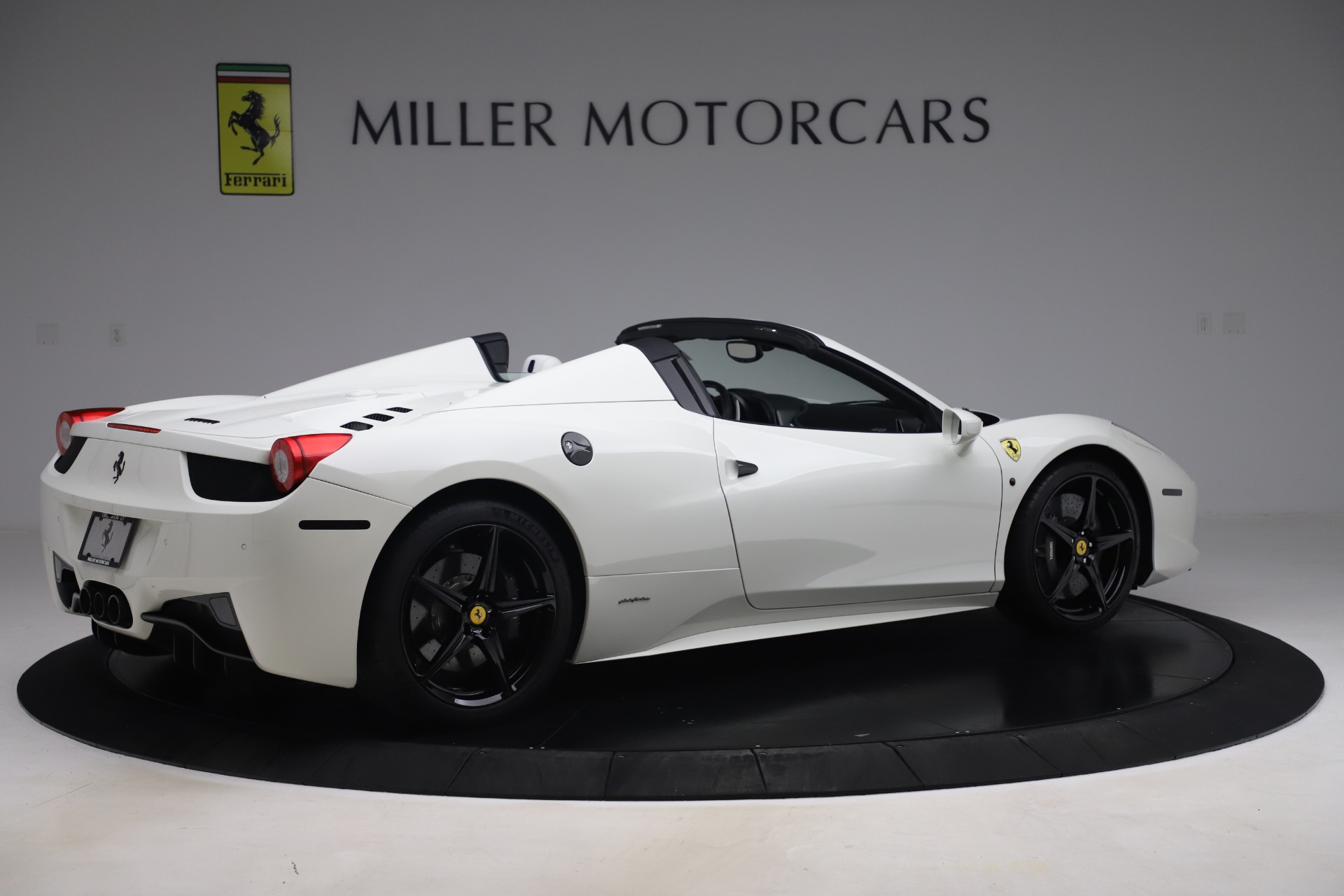 Used-2015-Ferrari-458-Spider