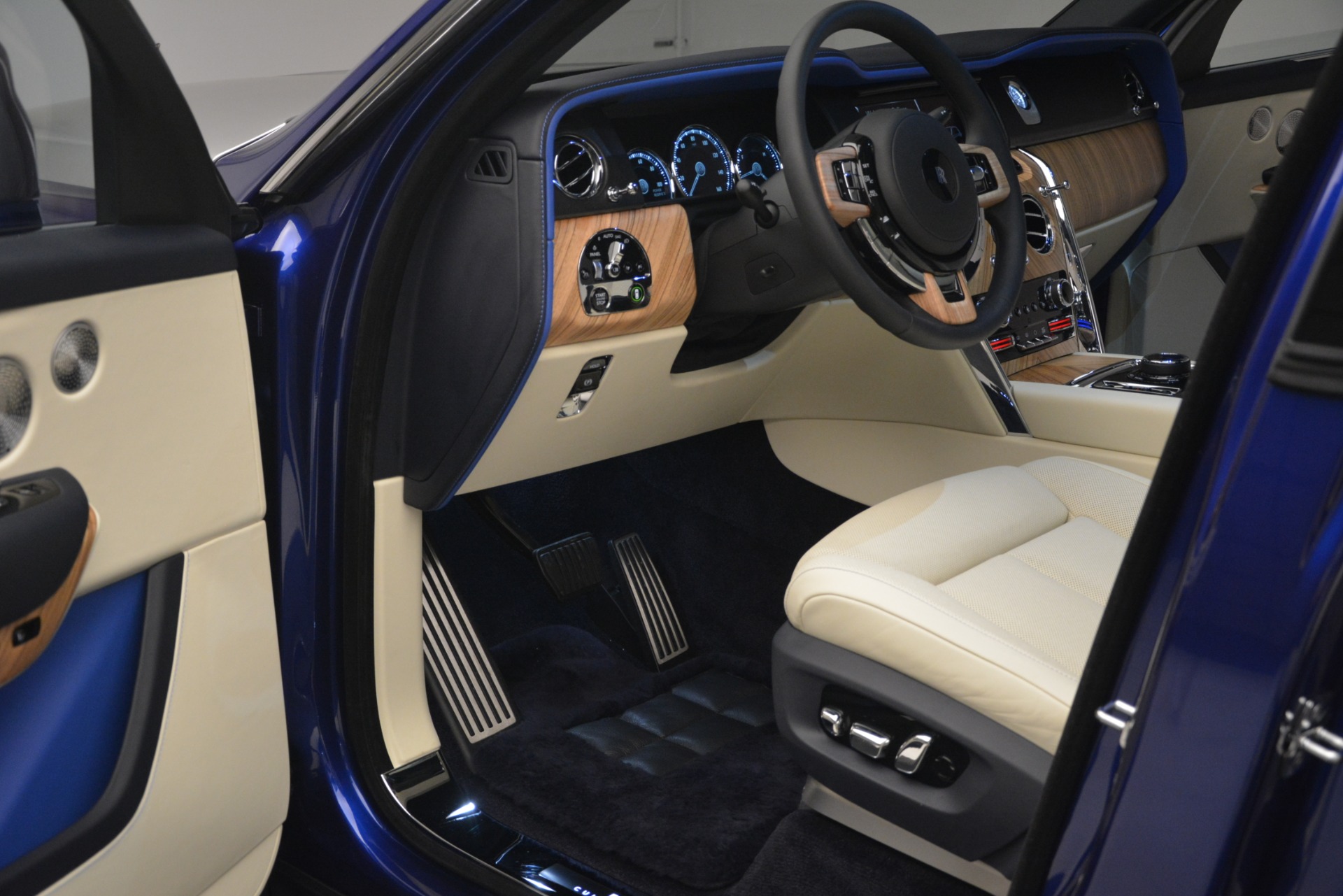 New-2019-Rolls-Royce-Cullinan