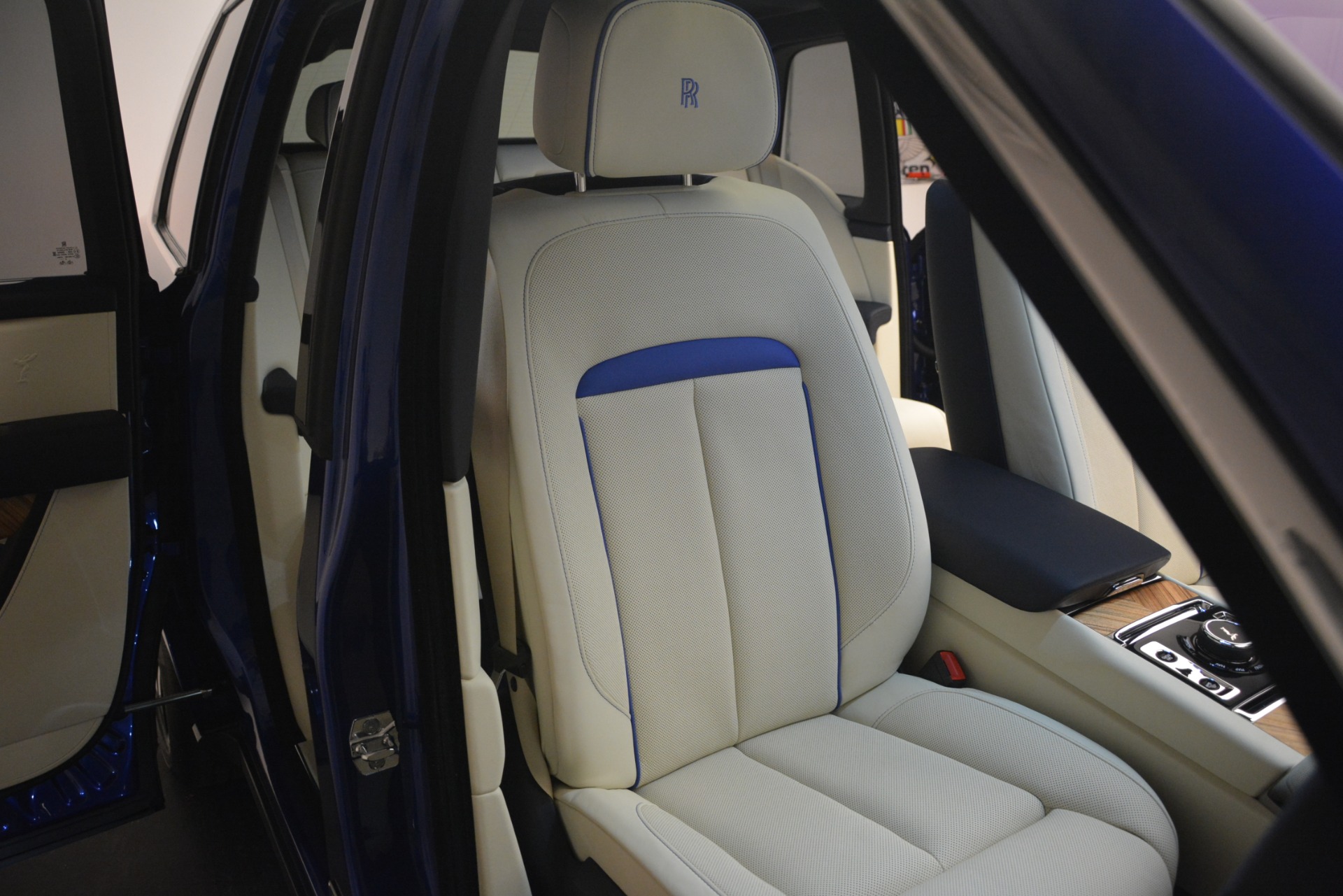 New-2019-Rolls-Royce-Cullinan