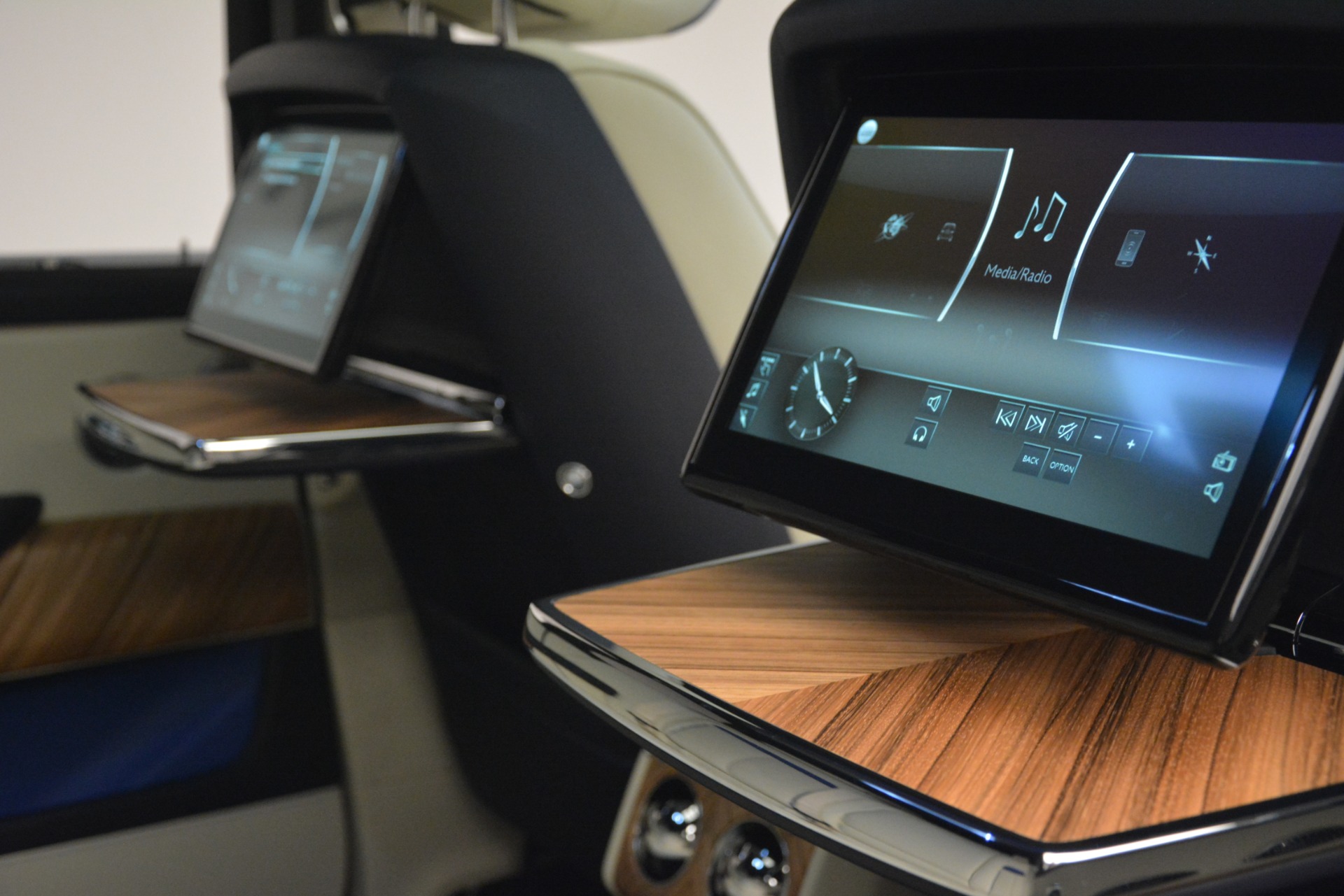 New-2019-Rolls-Royce-Cullinan