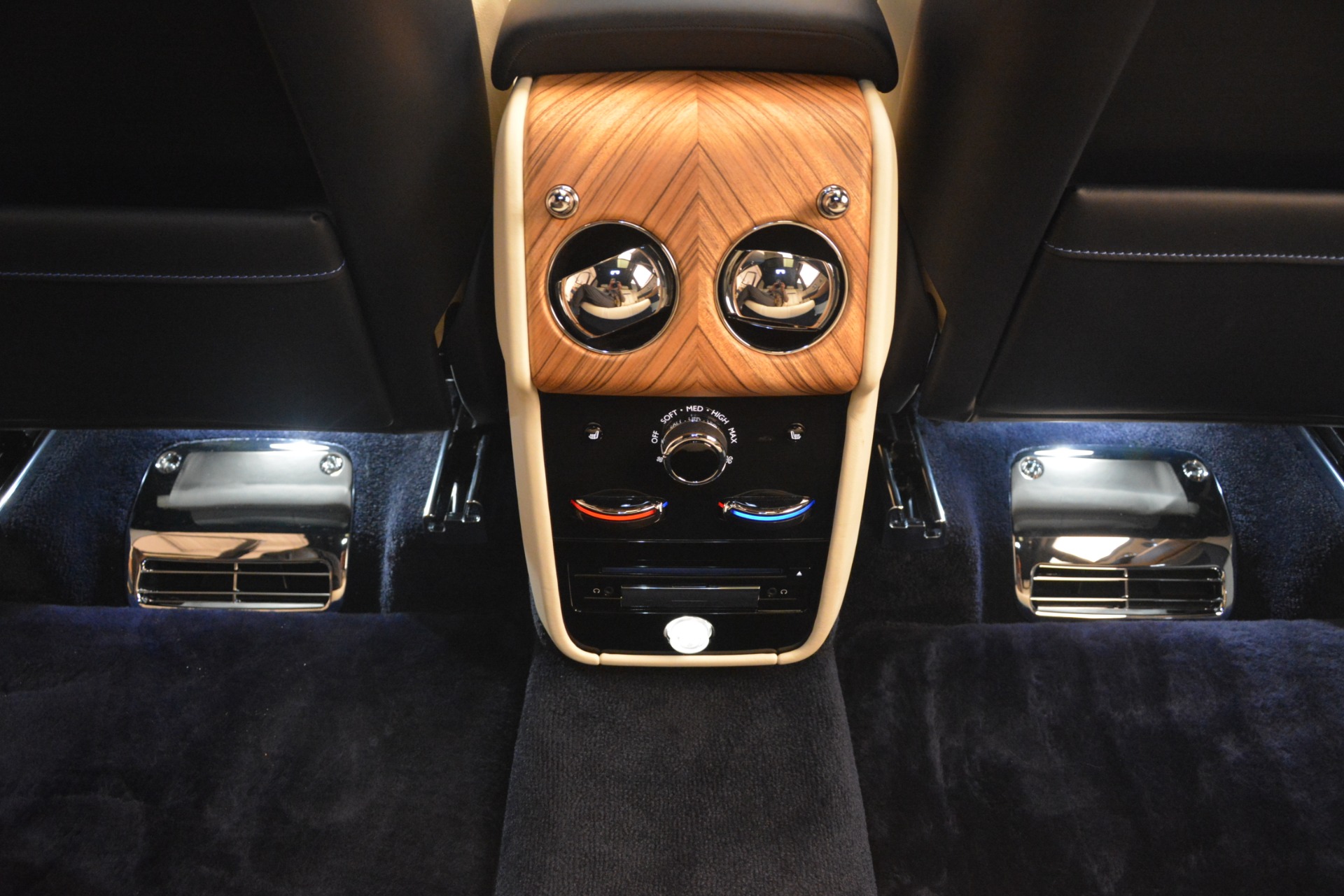 New-2019-Rolls-Royce-Cullinan