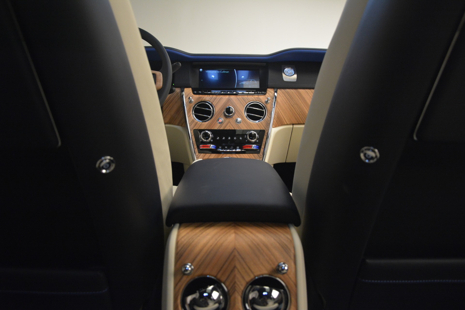 New-2019-Rolls-Royce-Cullinan