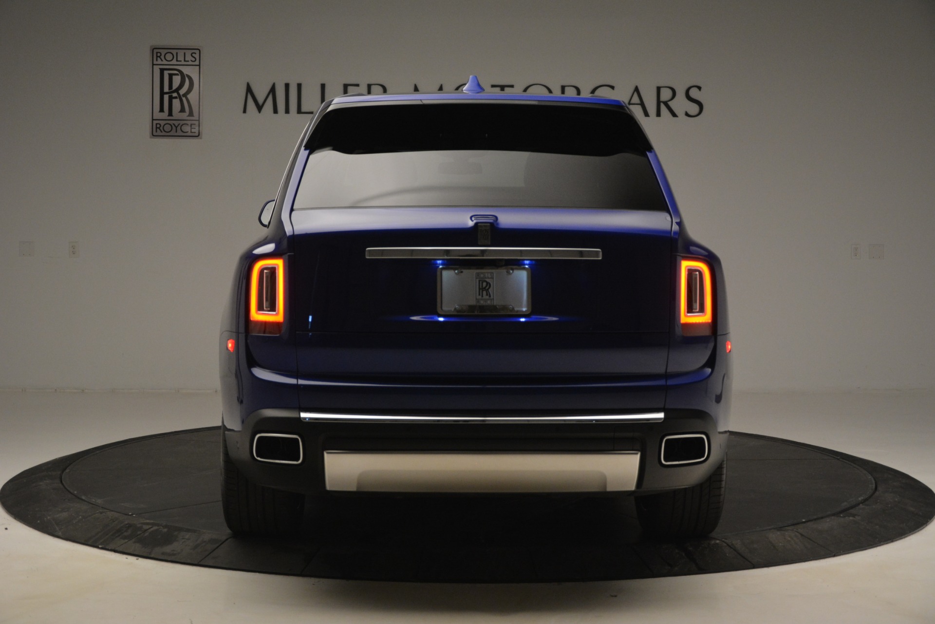 New-2019-Rolls-Royce-Cullinan