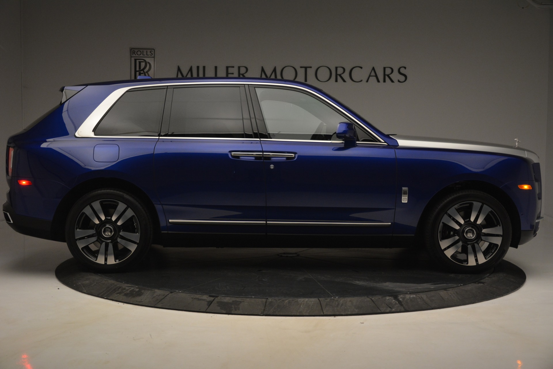 New-2019-Rolls-Royce-Cullinan