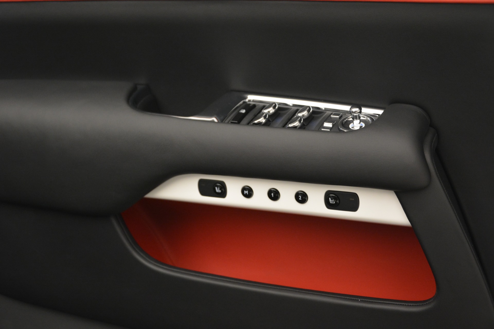 New-2019-Rolls-Royce-Dawn