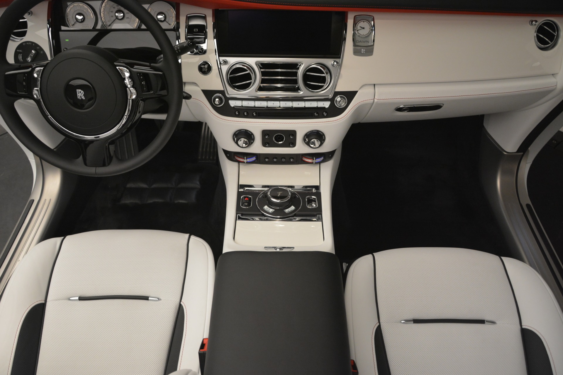 New-2019-Rolls-Royce-Dawn