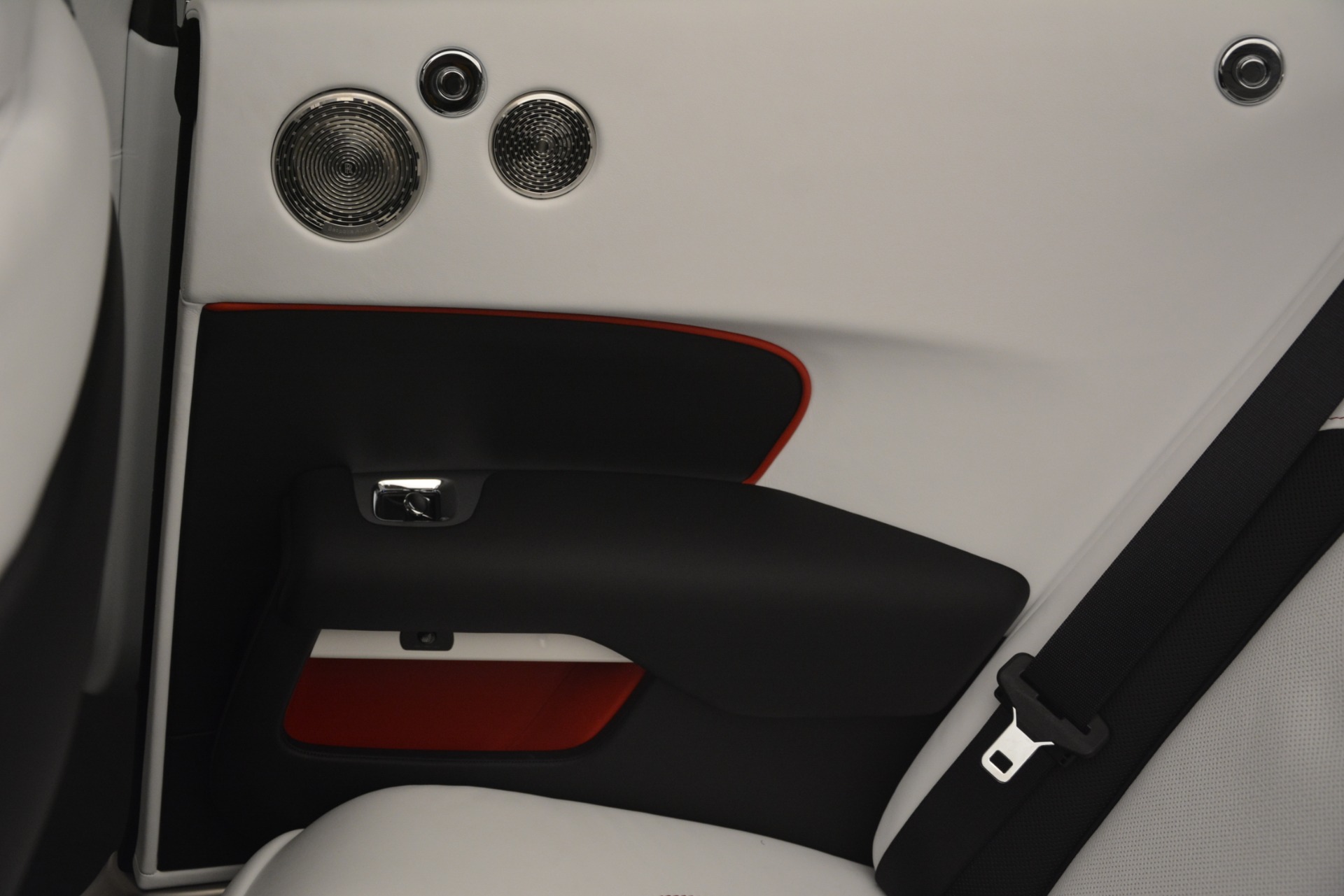 New-2019-Rolls-Royce-Dawn