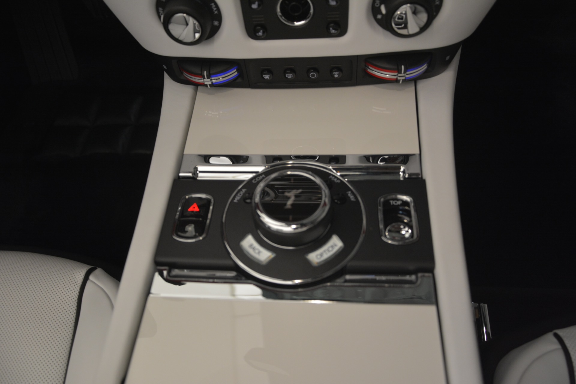 New-2019-Rolls-Royce-Dawn