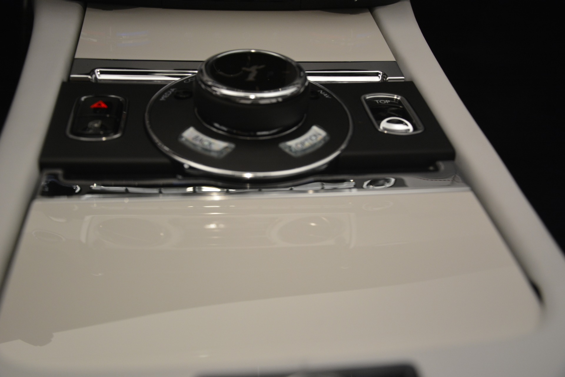 New-2019-Rolls-Royce-Dawn