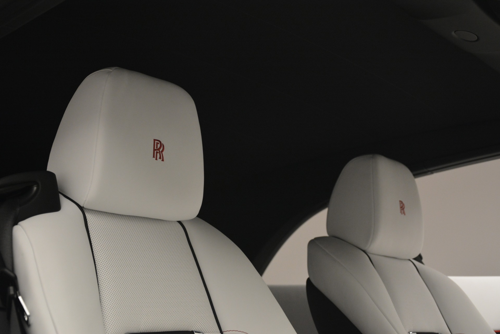 New-2019-Rolls-Royce-Dawn