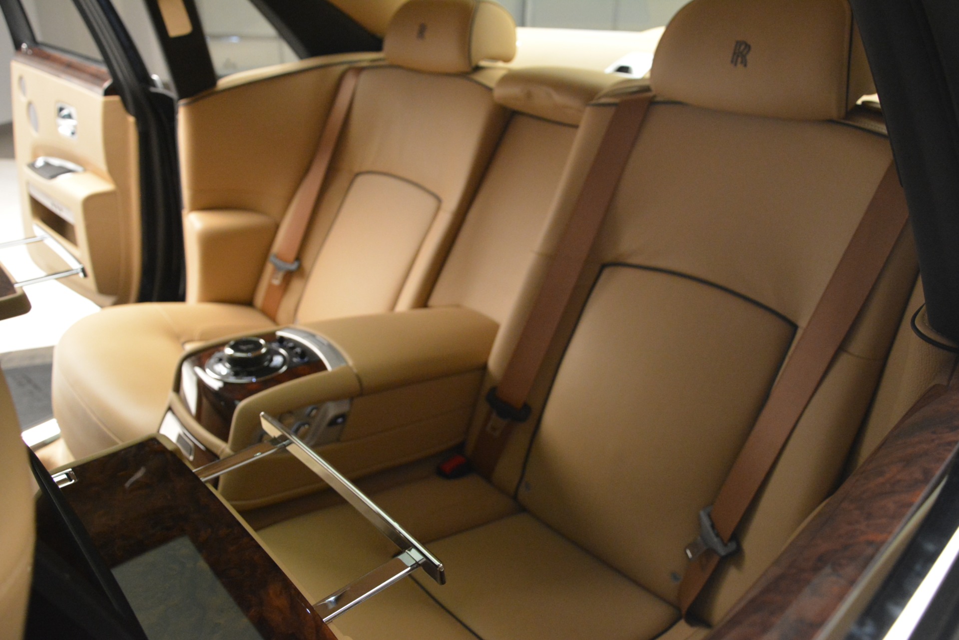 Used-2014-Rolls-Royce-Ghost