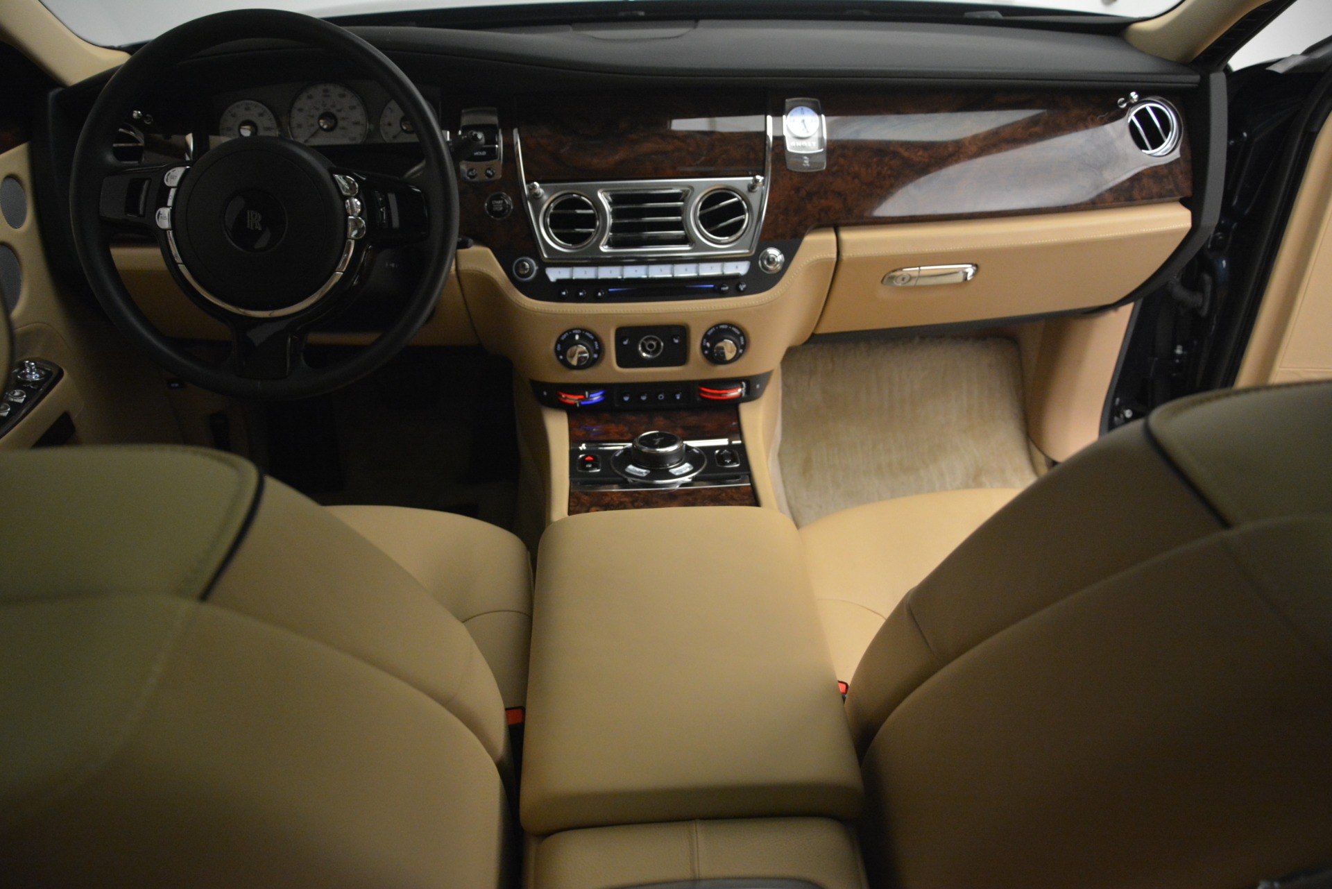 Used-2014-Rolls-Royce-Ghost
