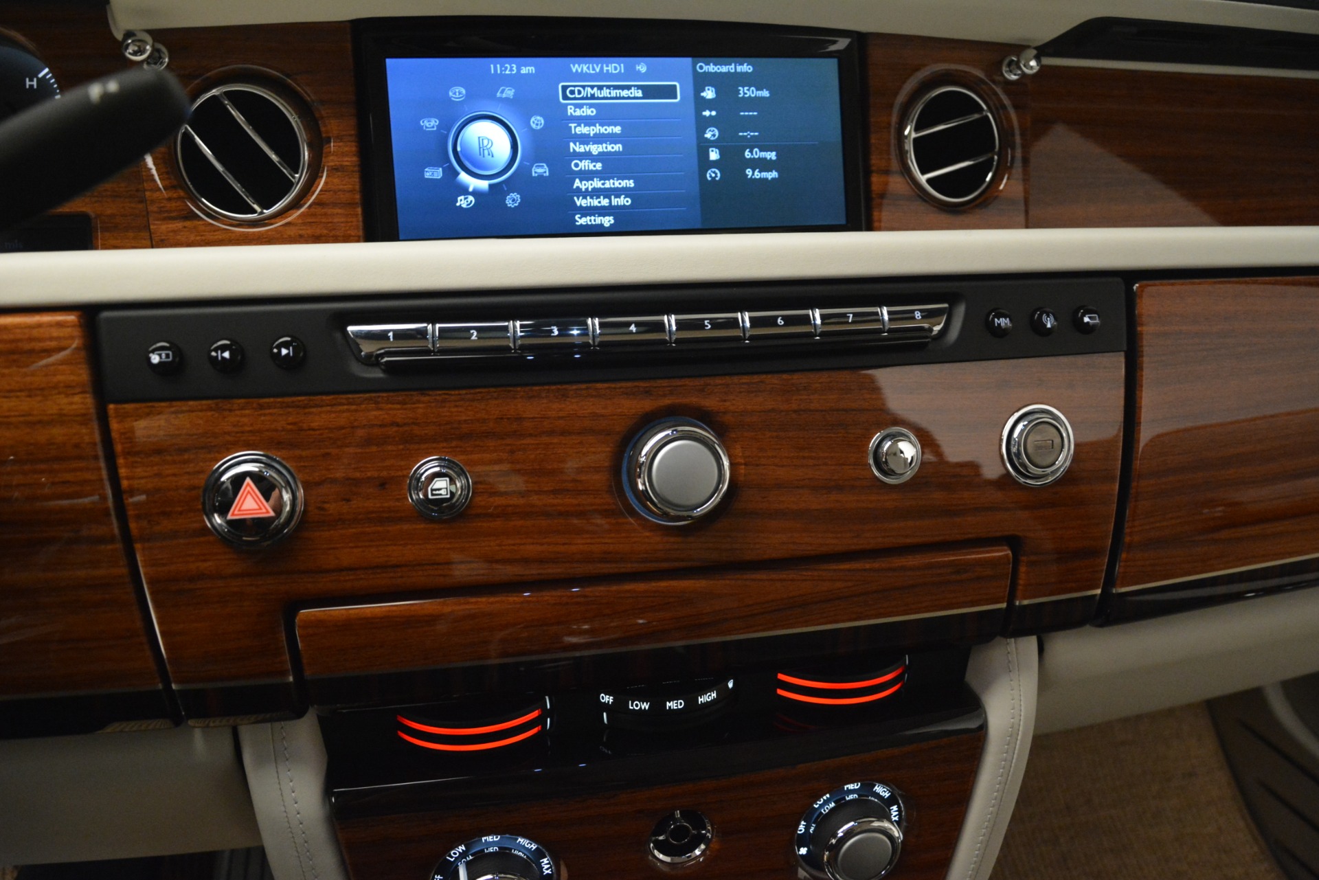 Used-2013-Rolls-Royce-Phantom-Drophead-Coupe