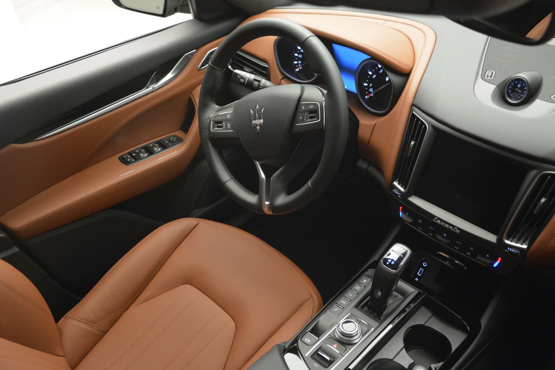 Used-2019-Maserati-Levante-Q4