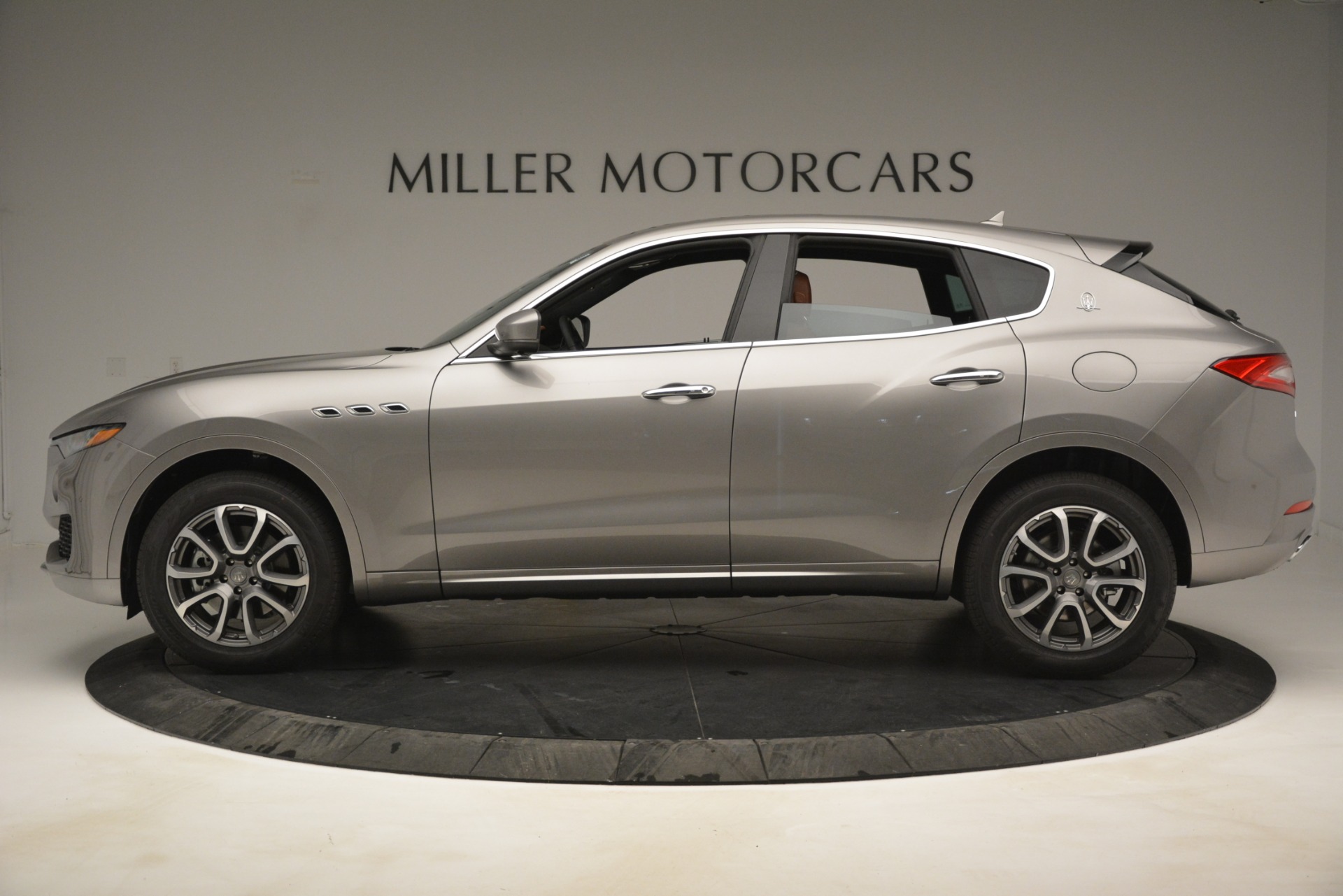 Used-2019-Maserati-Levante-Q4