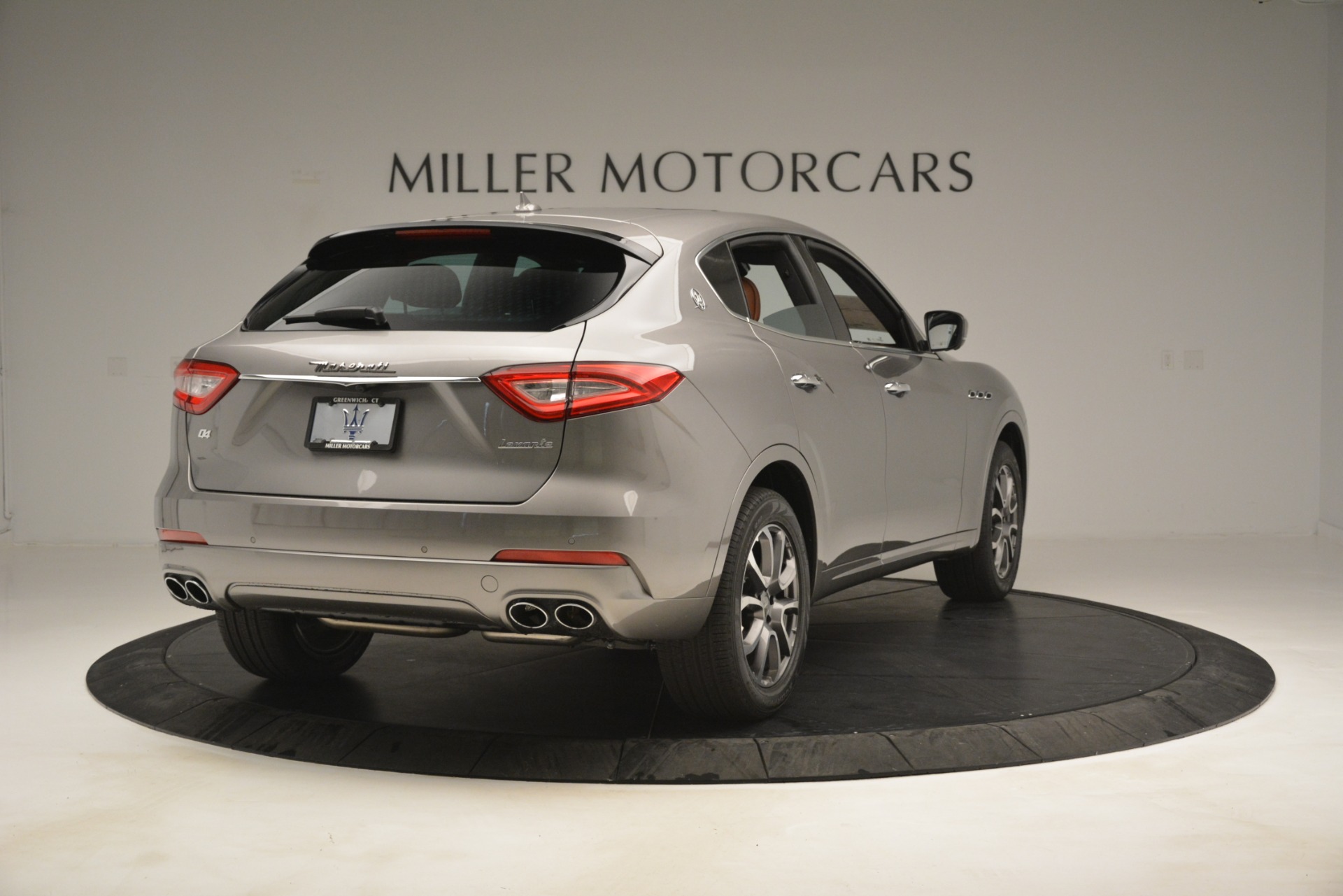 Used-2019-Maserati-Levante-Q4