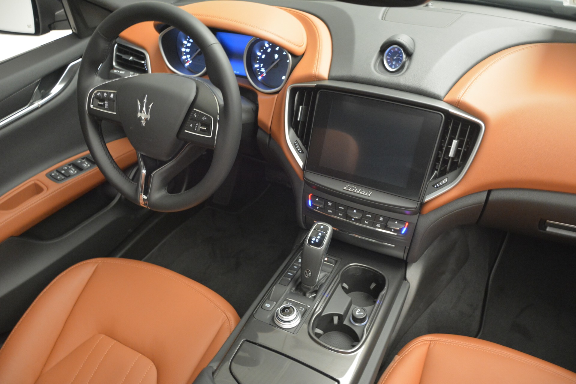 New-2019-Maserati-Ghibli-S-Q4