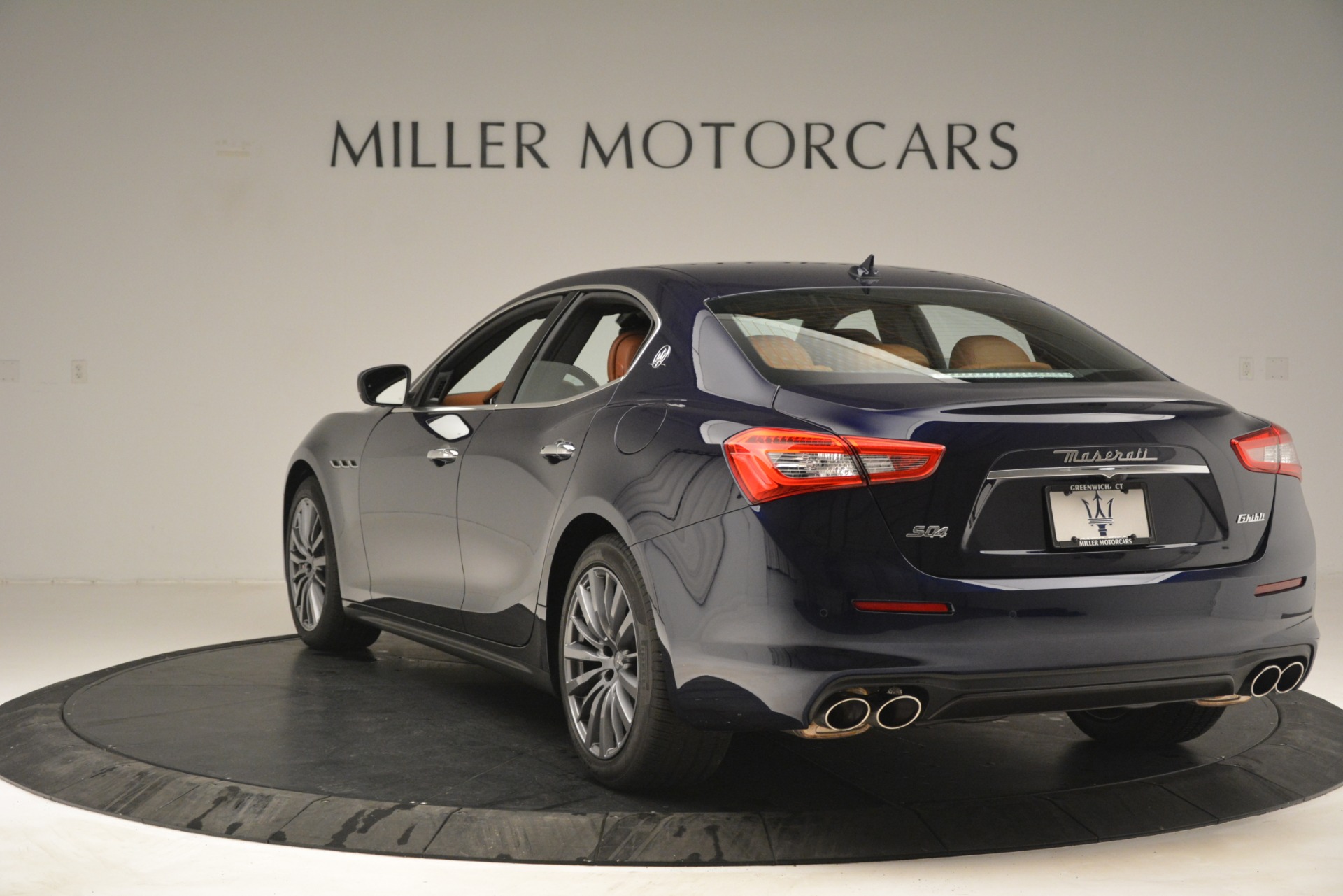 New-2019-Maserati-Ghibli-S-Q4